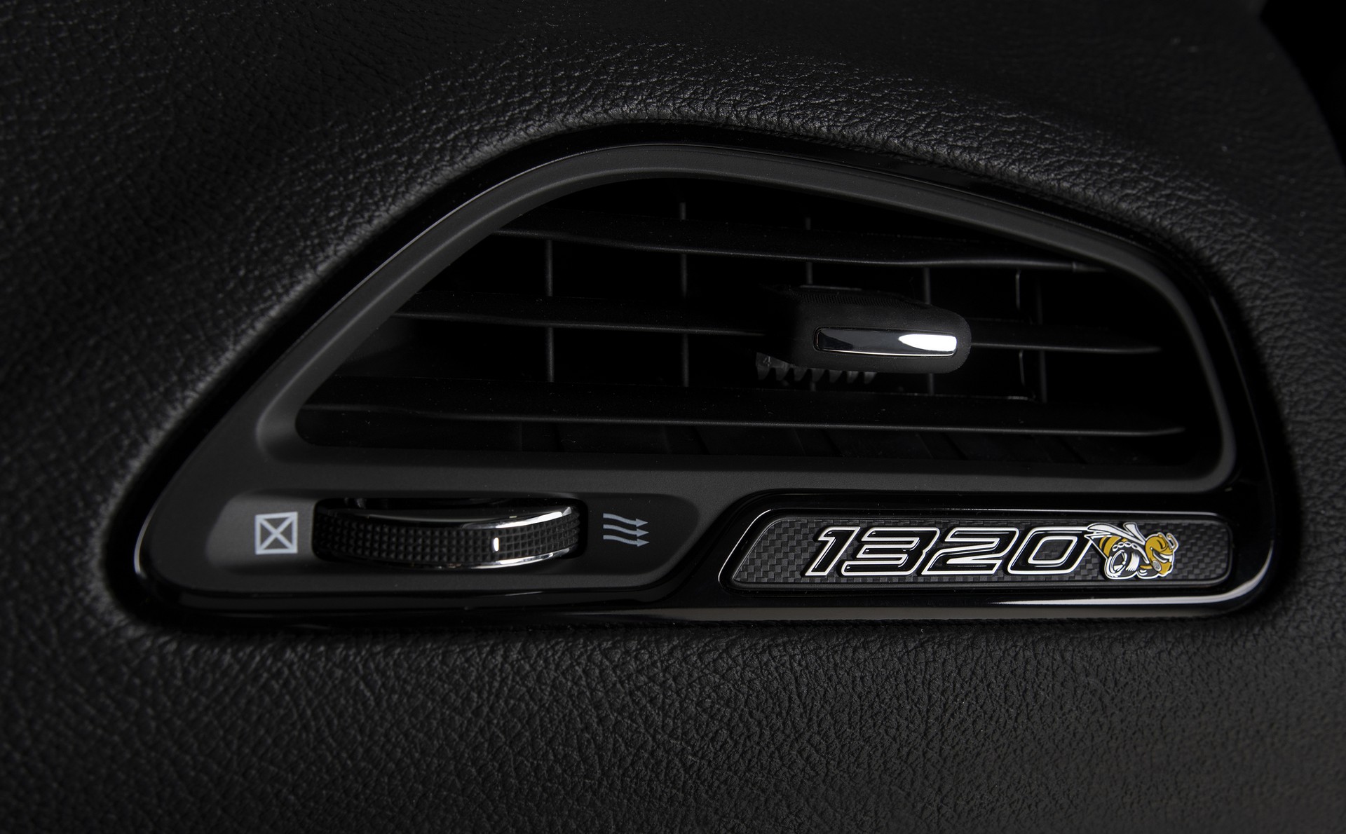 Dodge-12 2019 Dodge Challenger R/T Scat Pack 1320 Unveiled As Fastest Naturally Aspirated Muscle Car