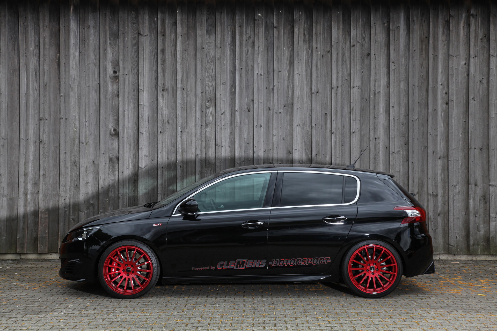 peugeot-308-gti-tuning-clemens-motorsport-6 310 PS Peugeot 308 GTi Breathes Down The Neck Of VW Golf R