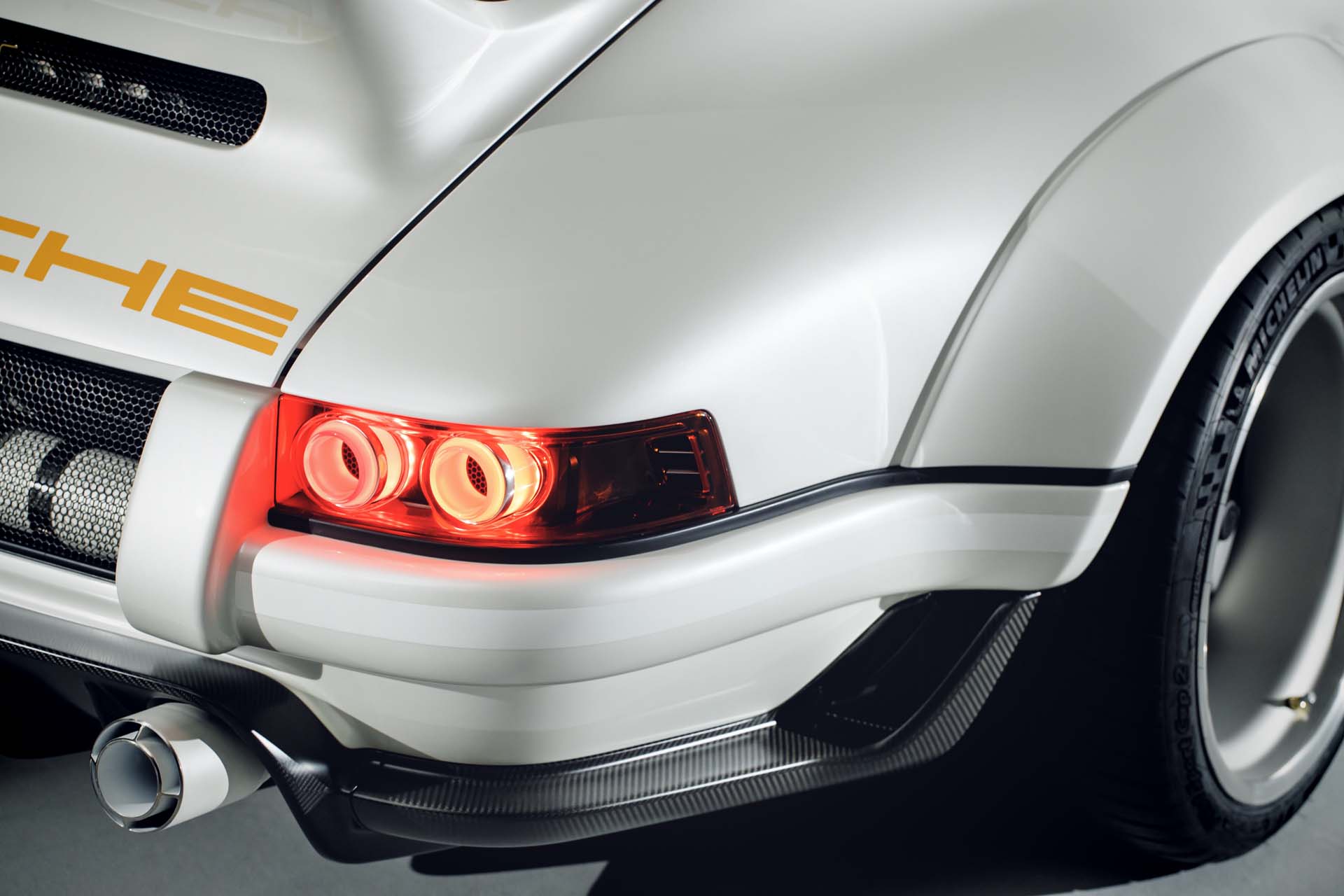 Singer DLS Details Studio_022 Singer’s Latest Is The Most Advanced Air-Cooled 911 Yet