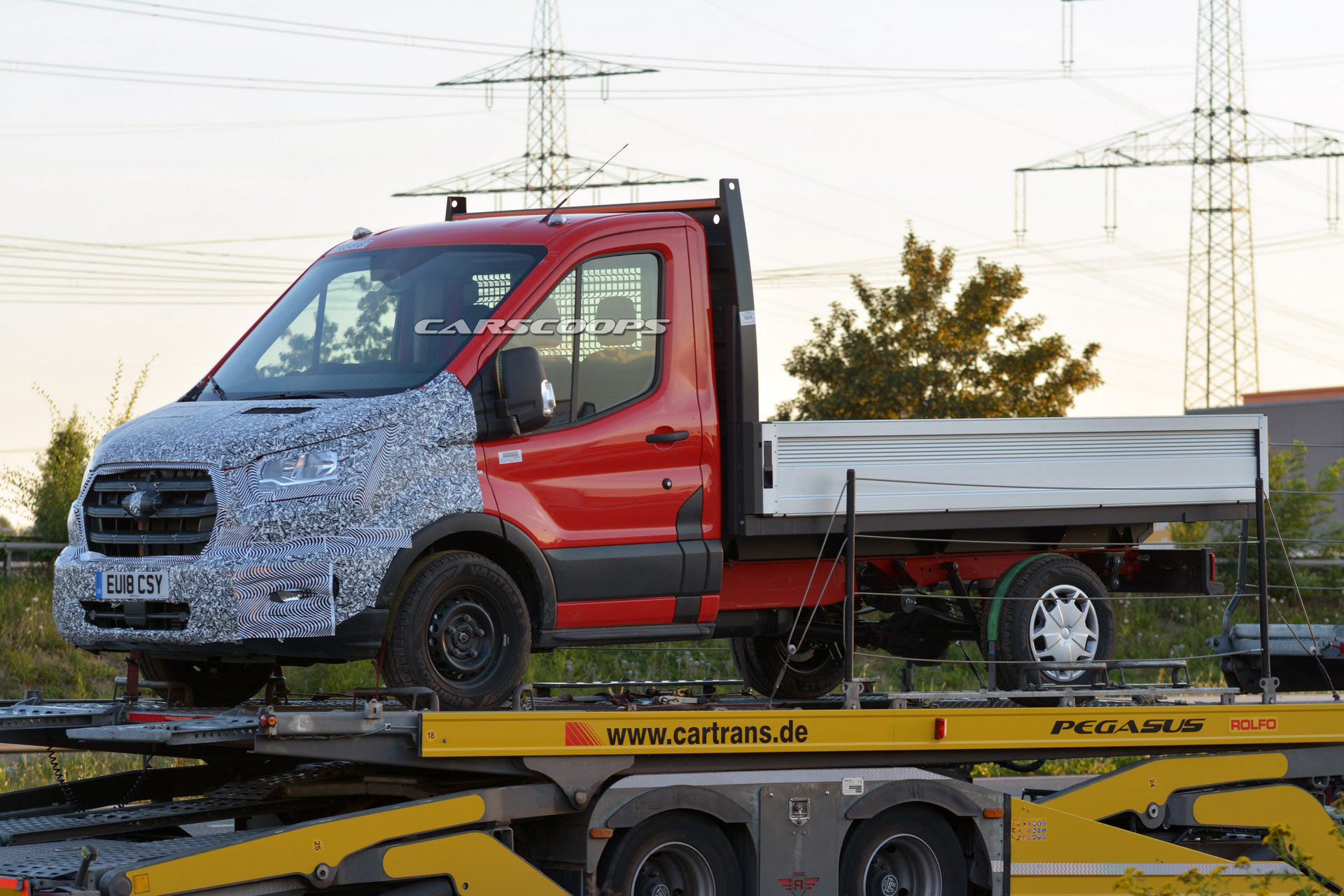 Ford-Transit-Spy-6 Ford Transit Facelifted Spied, Could Be Offered With All-Wheel Drive