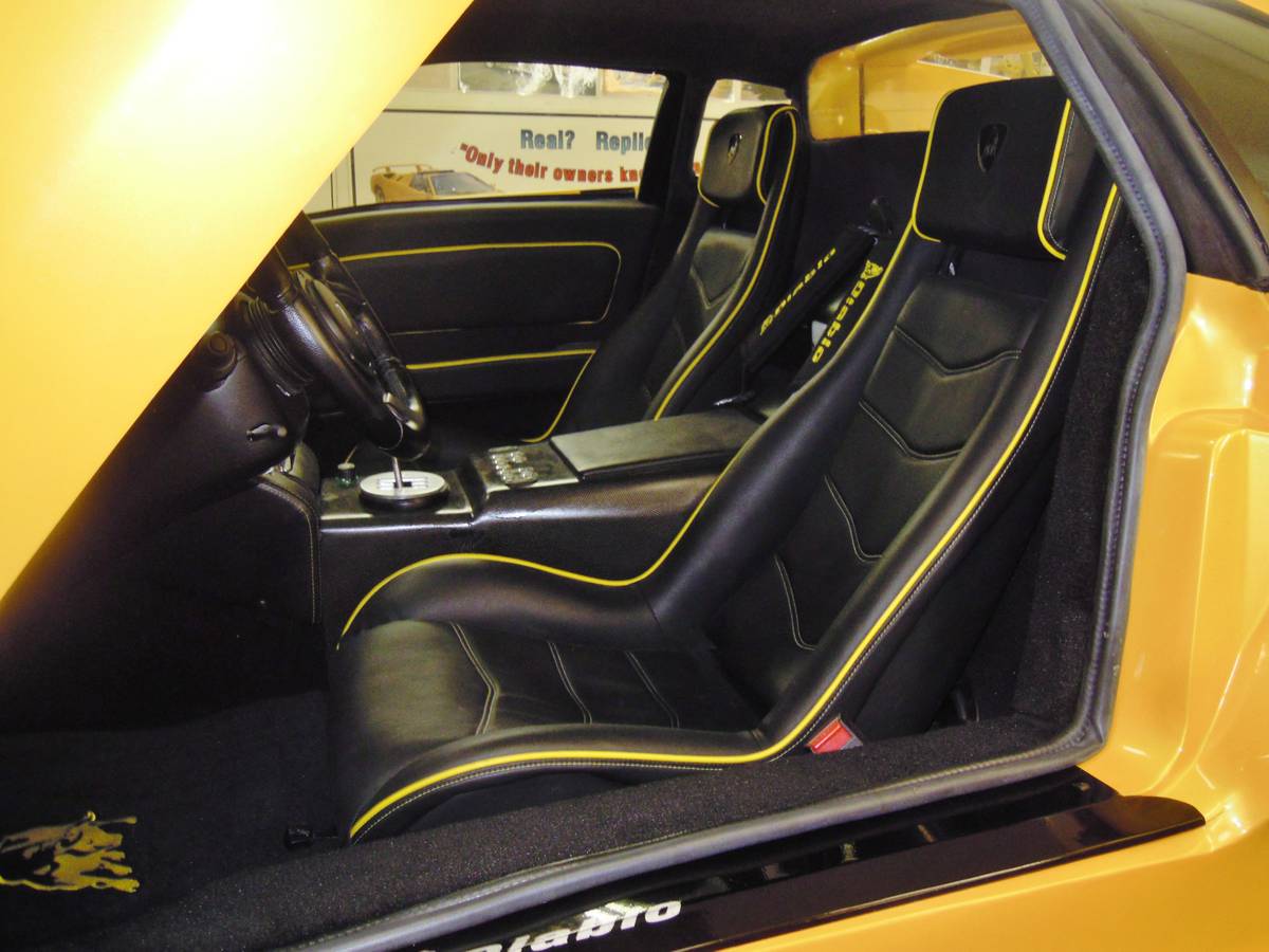 lamborghini-diablo-fake-craigslist-20 A 2001 Lamborghini Diablo For $80,000? What’s The Catch?