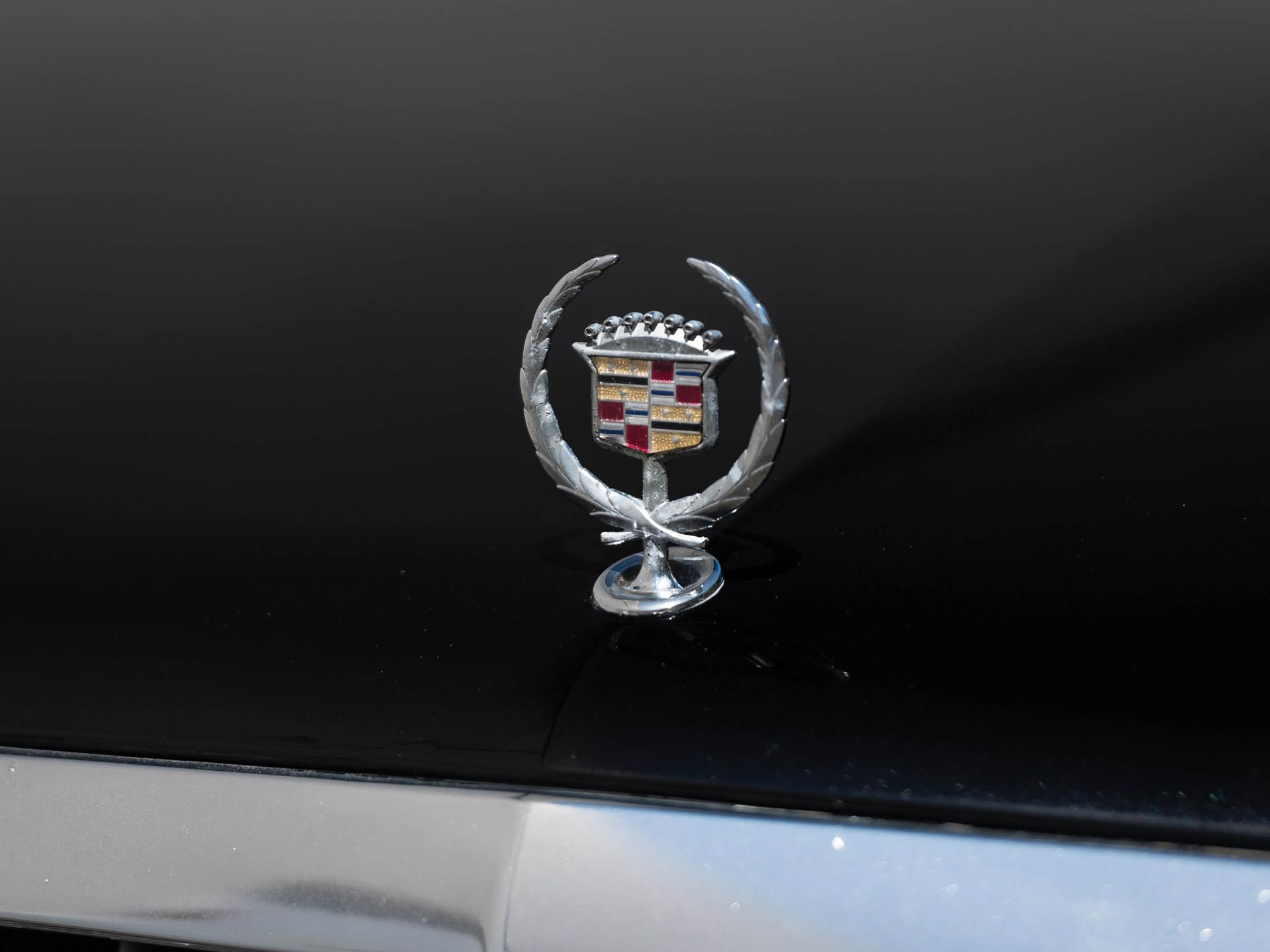 1999-Cadillac-Deville-Presidential-Limousine-14 This One Cadillac Isn’t Worth As Many Dead Presidents As You Might Think