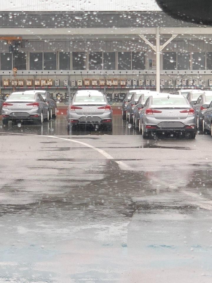 2019-Hyundai-Elantra-4 Facelifted Hyundai Elantra / Avante Shows Bold New Design Ahead Of Next Month’s Unveiling