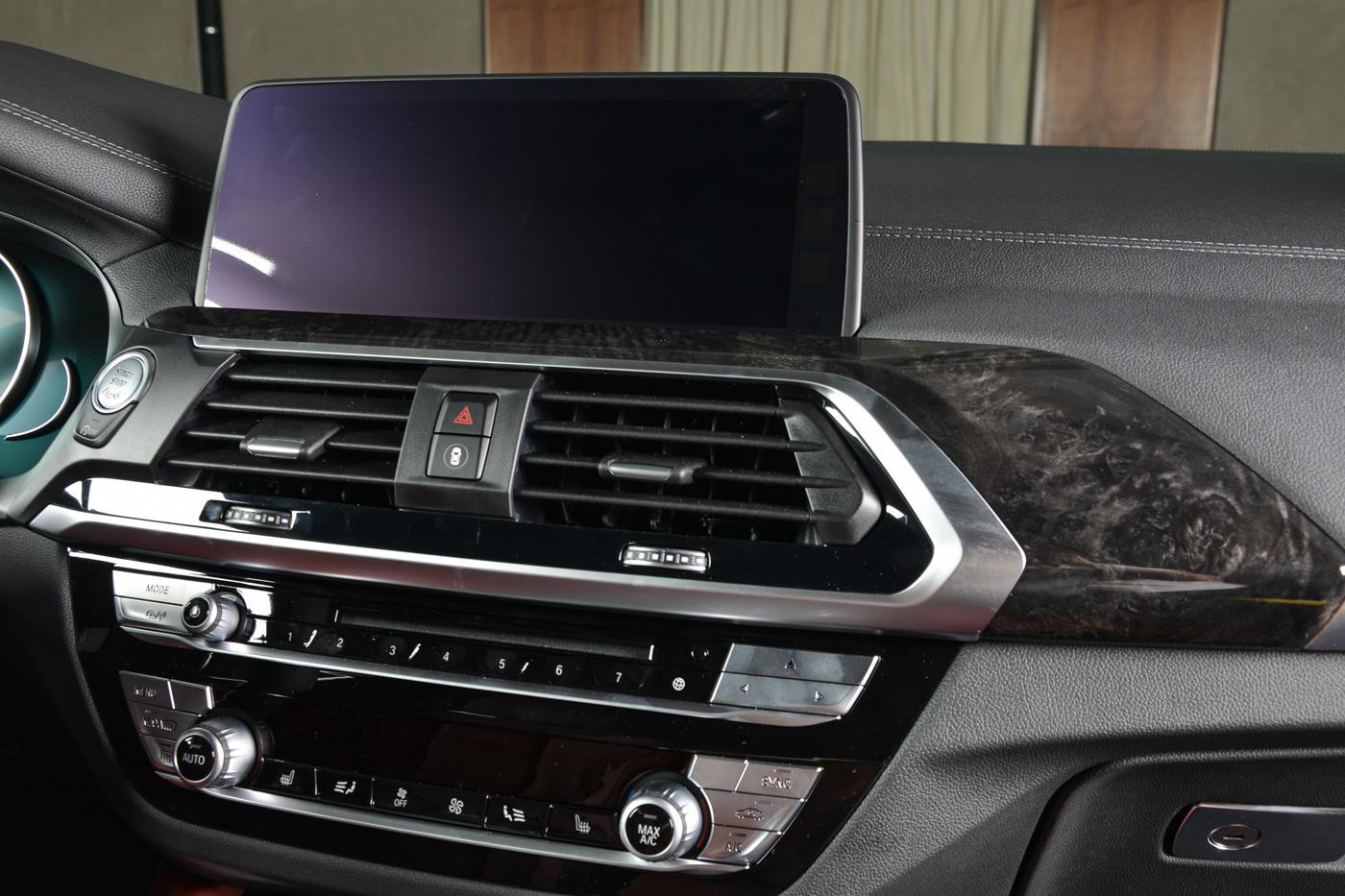 bmw-x4-all-new-abu-dhabi-14 All-New BMW X4 xDrive30i In Dark Grey Means Business