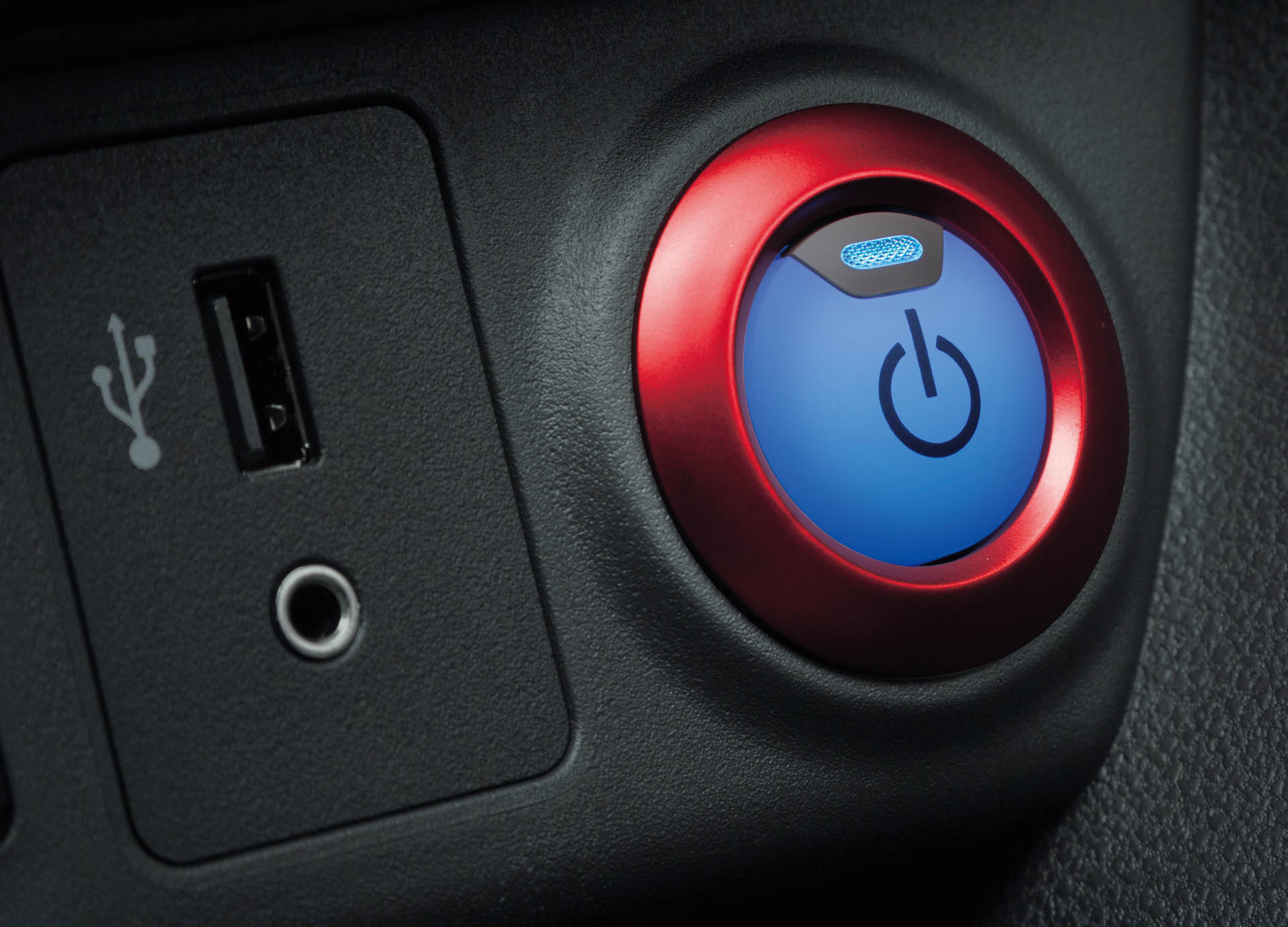 nissan-leaf-nismo-05 Nissan Leaf Nismo Finally Released…. But Only For Japan