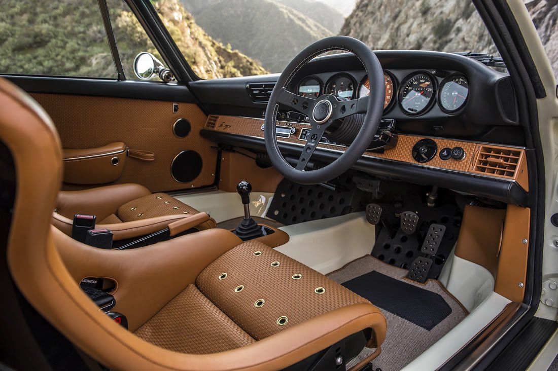 22-singer-911-hk3-1100x732 Start Your Week Off Right With 100+ Photos Of Singer Porsche Porn