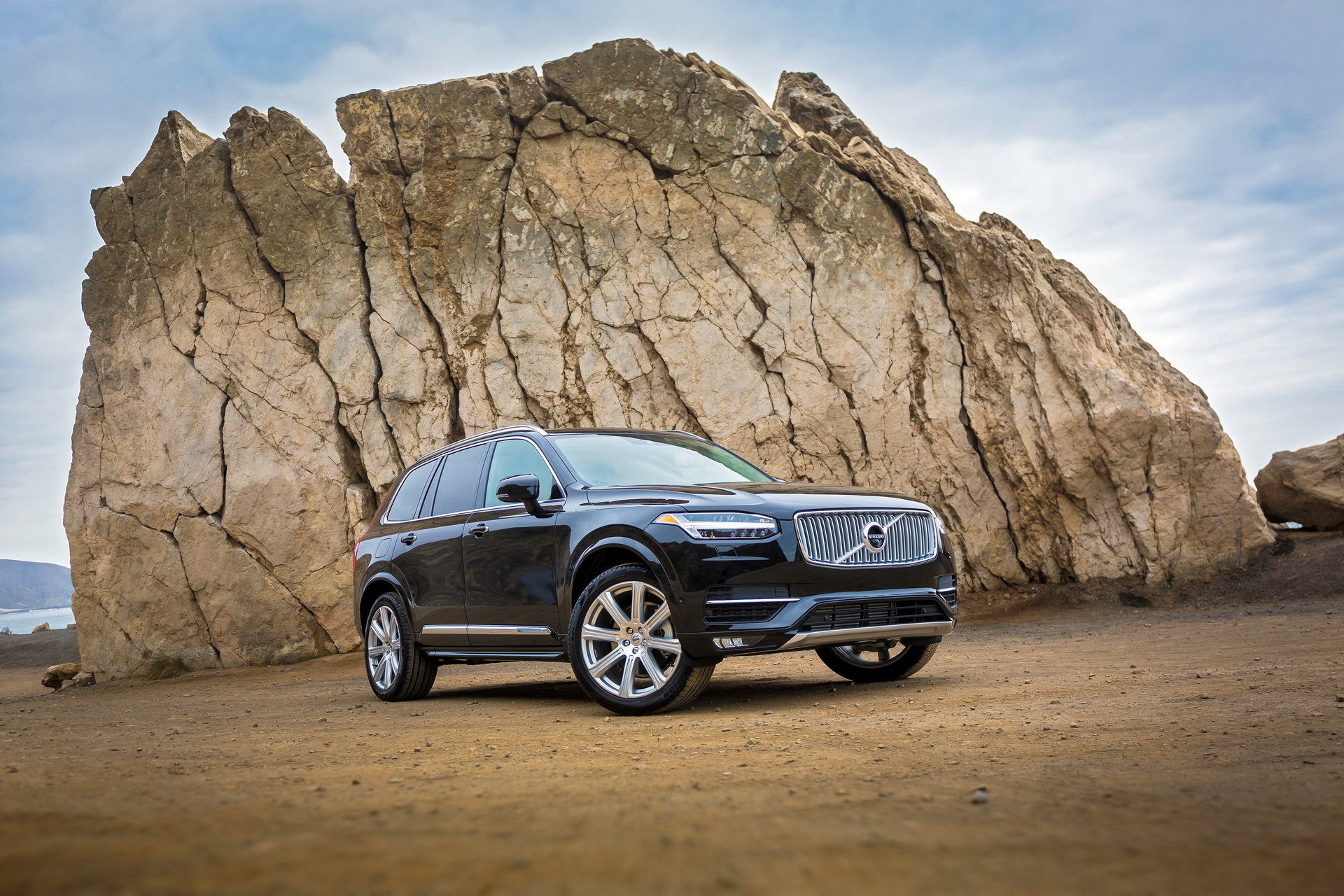 second-gen-volvo-xc90-3 All-New Volvo XC90 Due In 2021 With Petrol-Hybrid And Electric Powertrains