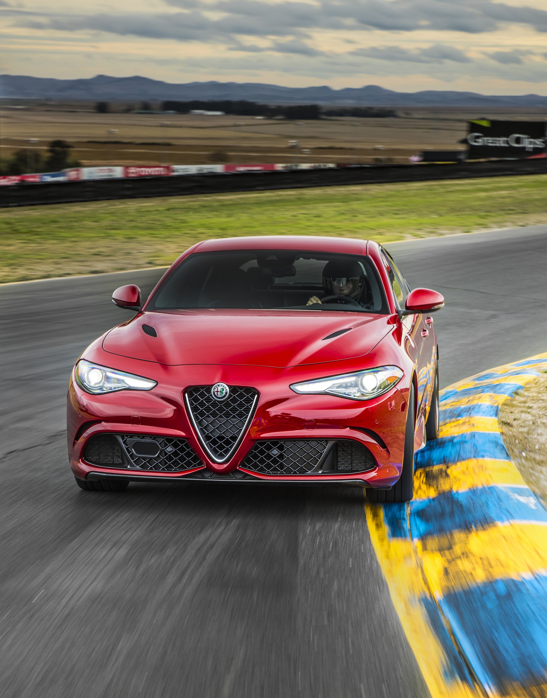2019-Alfa-Romeo-Giulia-69 2019 Alfa Romeo Giulia Gains New Styling Packages, Additional Equipment