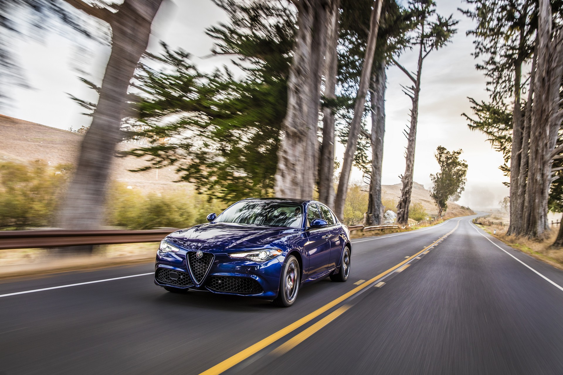 2019-Alfa-Romeo-Giulia-7 2019 Alfa Romeo Giulia Gains New Styling Packages, Additional Equipment