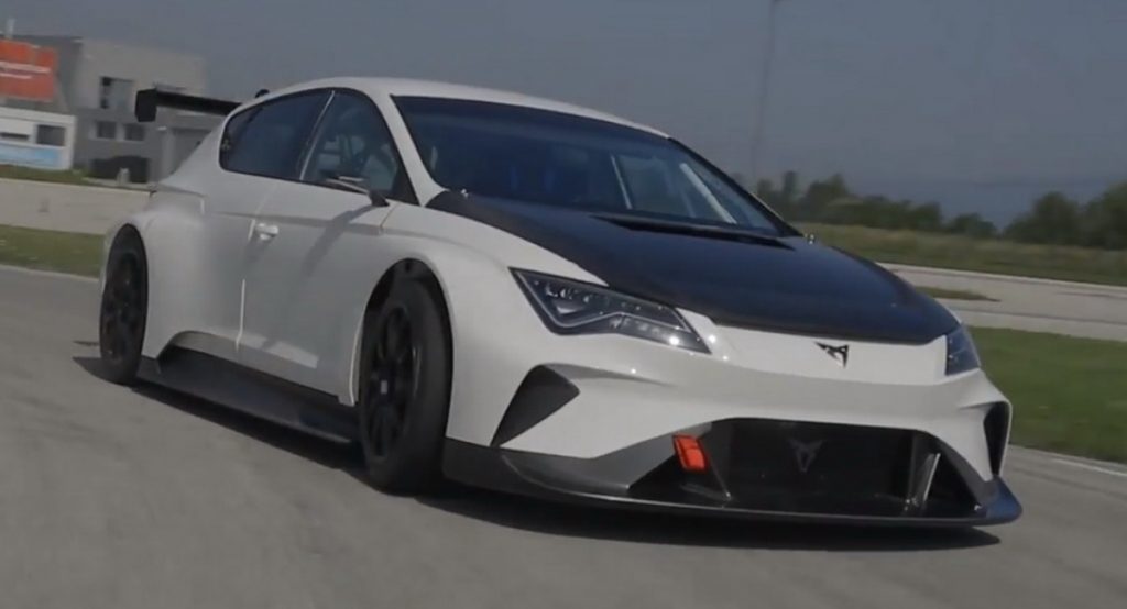Electric Cupra e-Racer Makes Its Debut On Track With 670HP