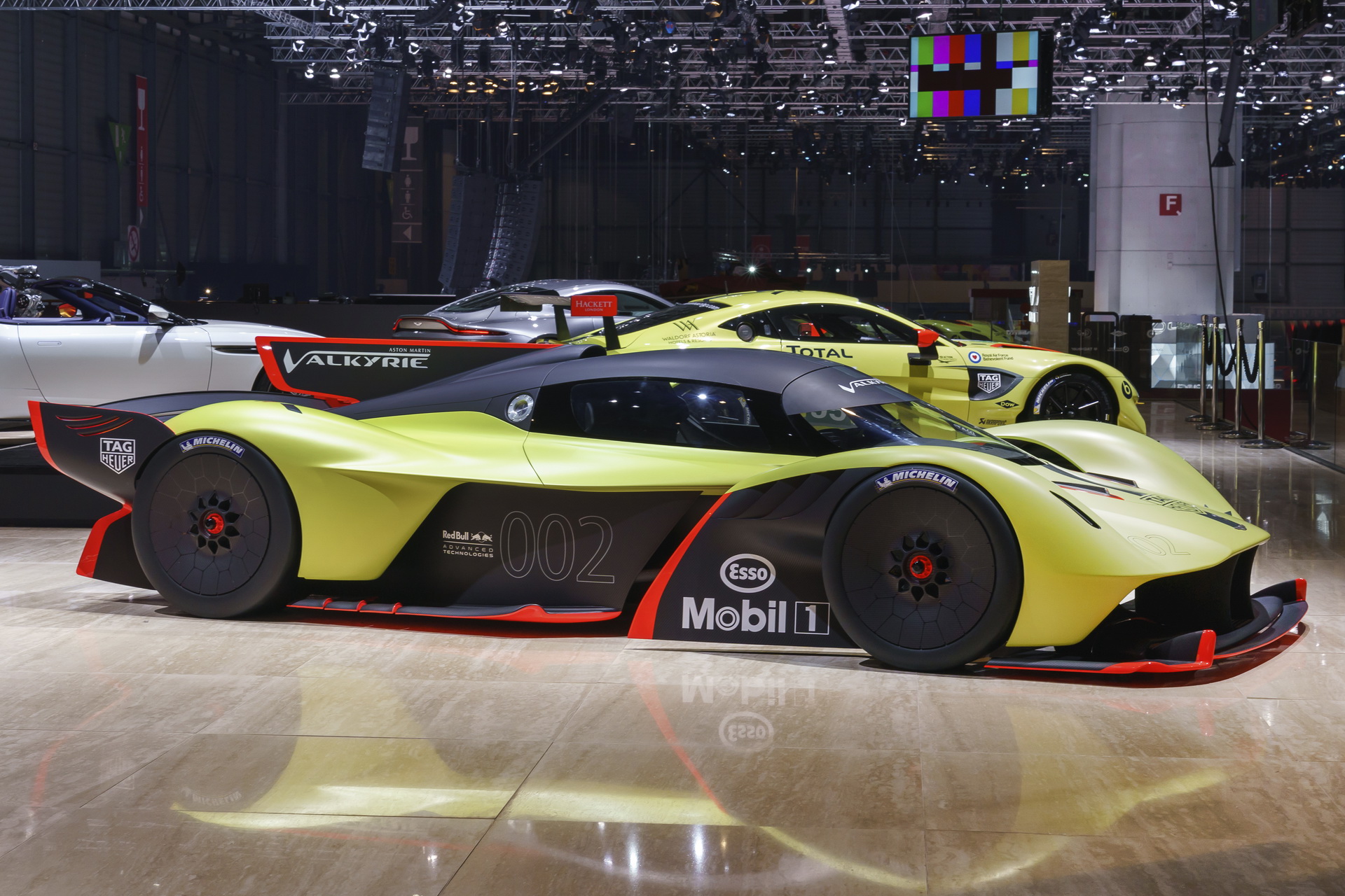 AM-Valkyrie-AMRPro-01 Aston Martin Valkyrie Could Beat Porsche’s Nurburgring Record