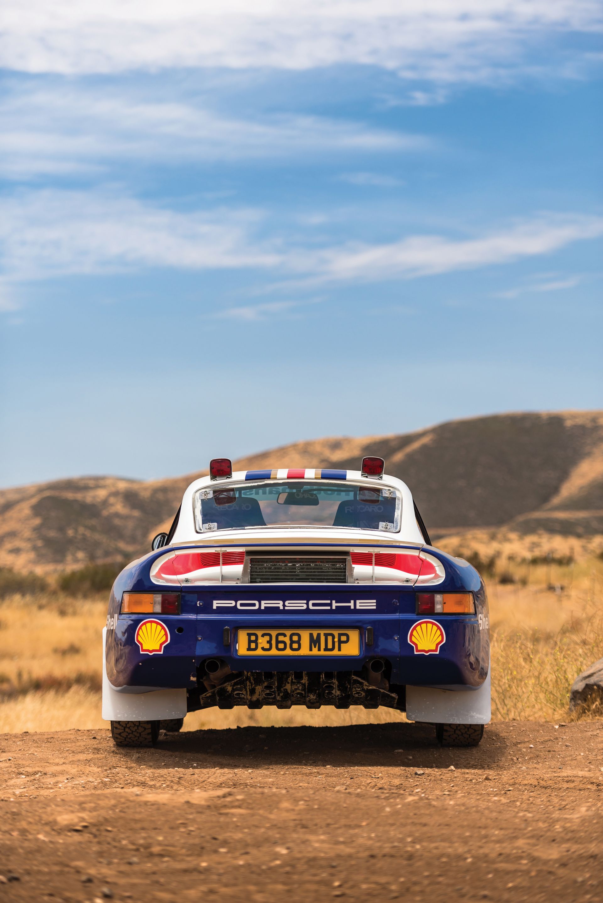 1985-Porsche-959-Paris-Dakar-Auction-9 Porsche 959 Paris-Dakar Expected To Fetch Over $3 Million