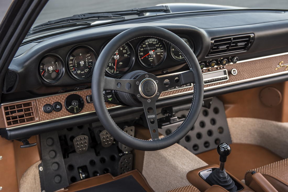 14-singer-911-la-quinta-1100x732 Start Your Week Off Right With 100+ Photos Of Singer Porsche Porn