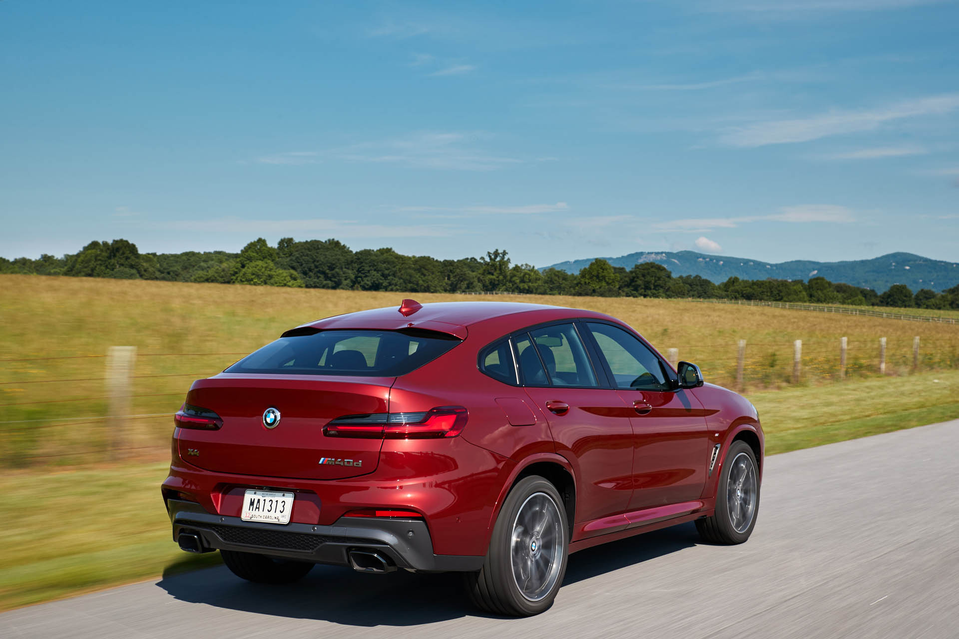 New BMW X4: Check Out All The Details In 245 Images