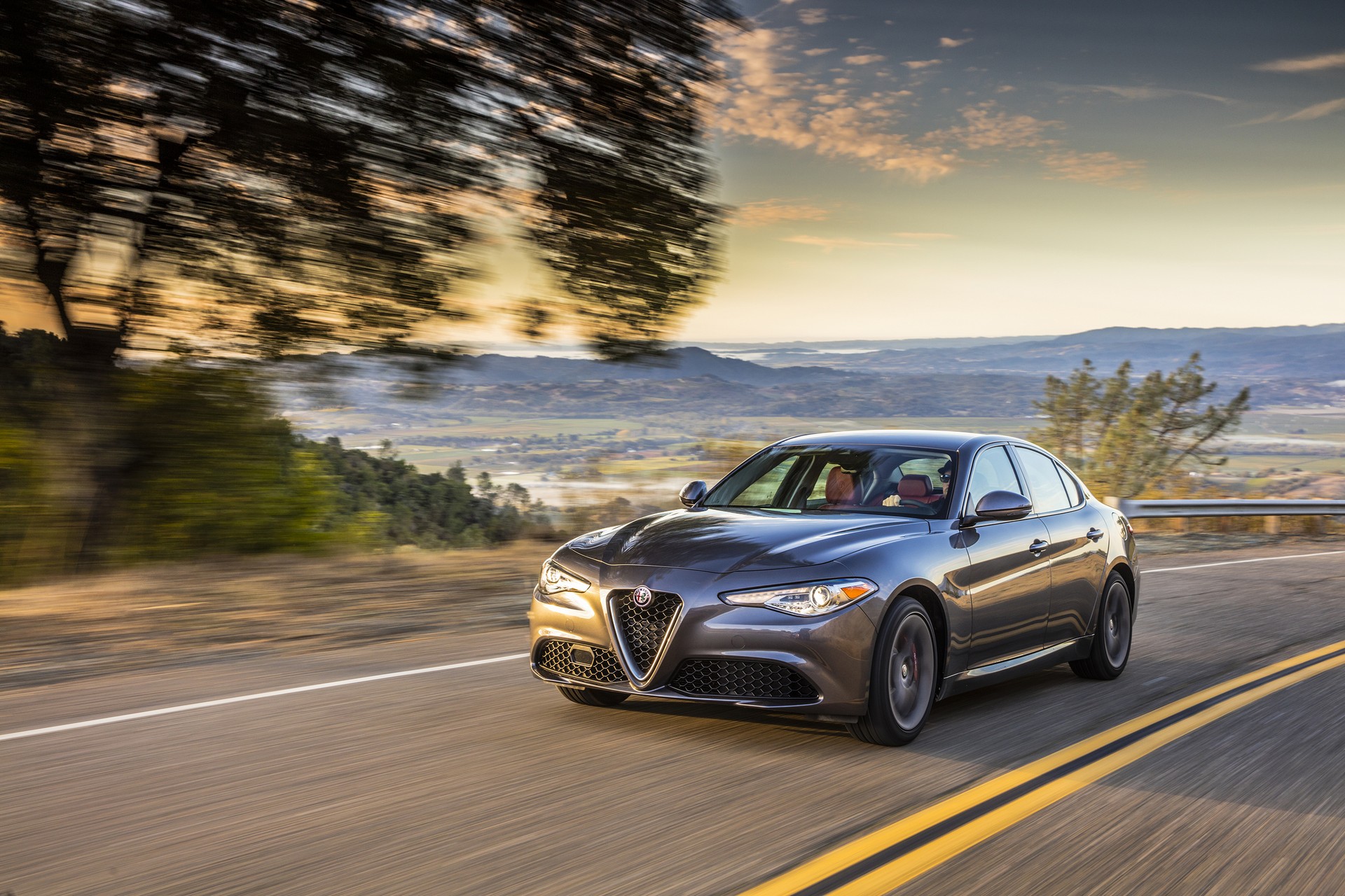 2019-Alfa-Romeo-Giulia-107 2019 Alfa Romeo Giulia Gains New Styling Packages, Additional Equipment