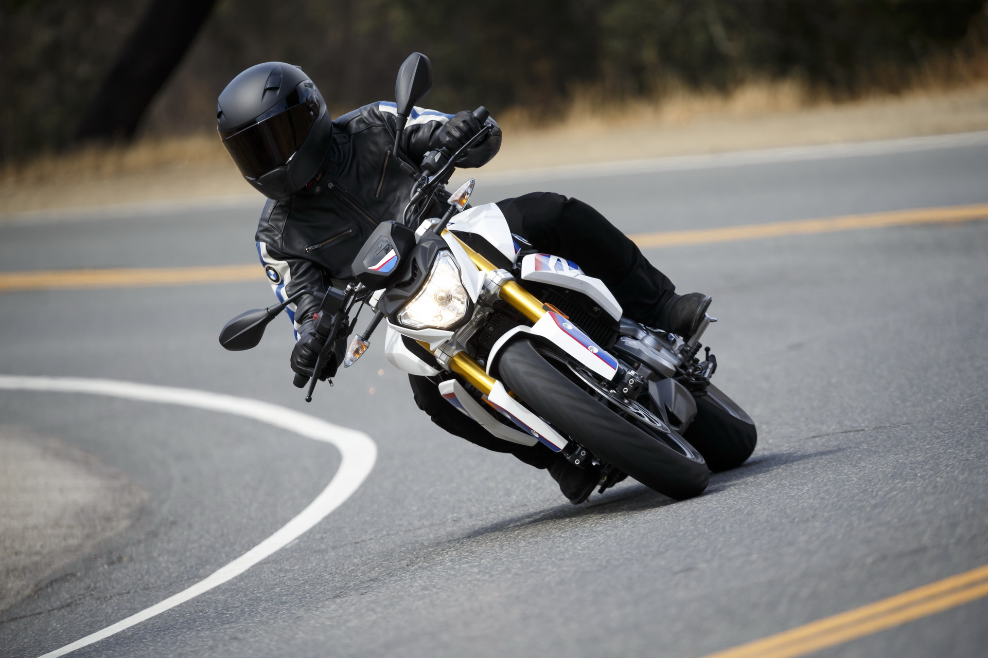 bmw-g310r-cheapest-new-bmw-1 The World’s Cheapest New BMW Retails For Just $4,750, Has 33 HP