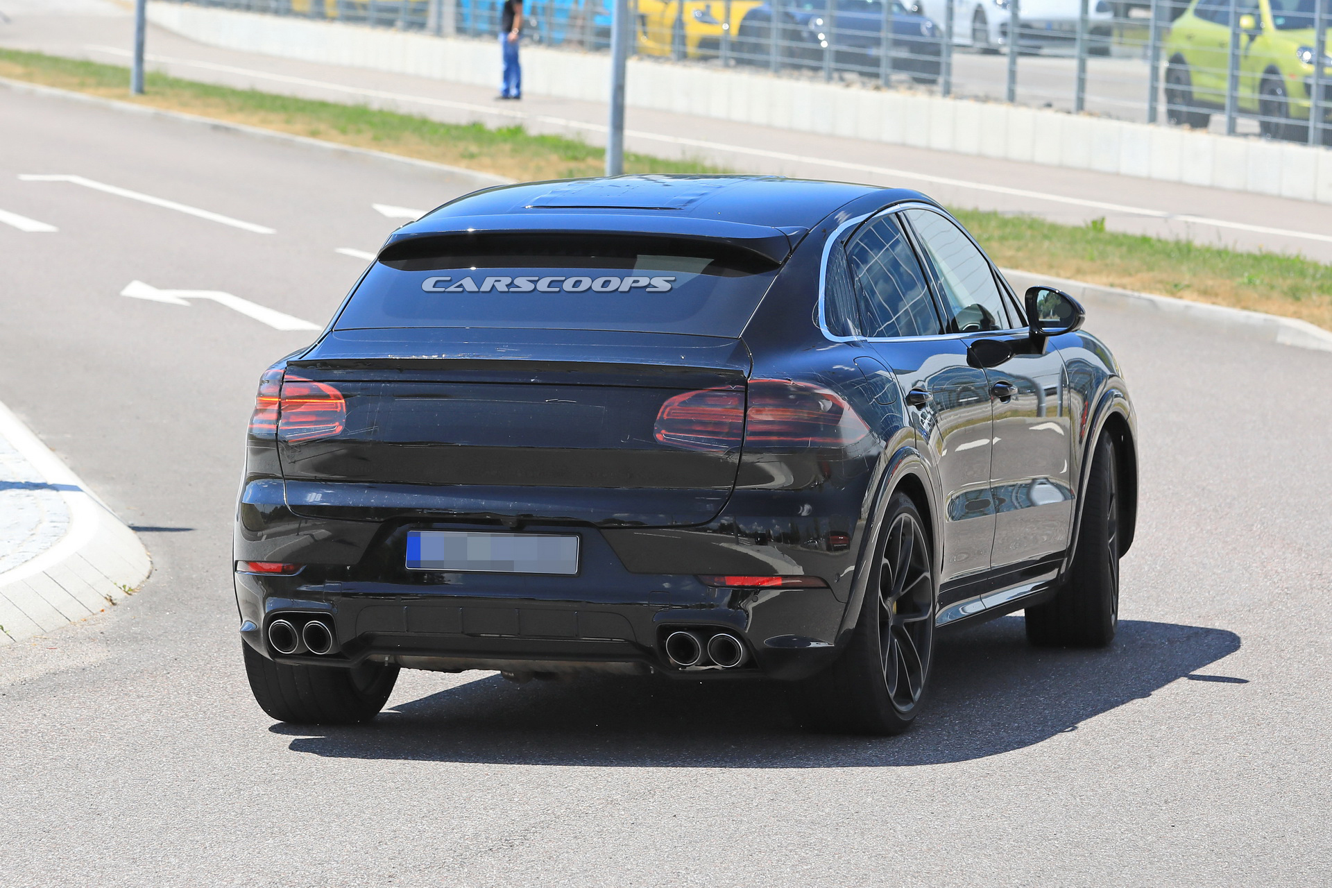 porsche-cayenne-coupe-first-spy-17 2020 Porsche Cayenne Coupe Is Coming For BMW’s X6