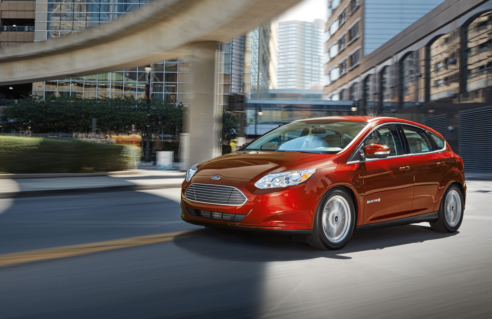 Ford-Focus-Electric-1 Ford Electrification Boss Calls The Focus Electric A Compliance Car That’s “Not Too Exciting”