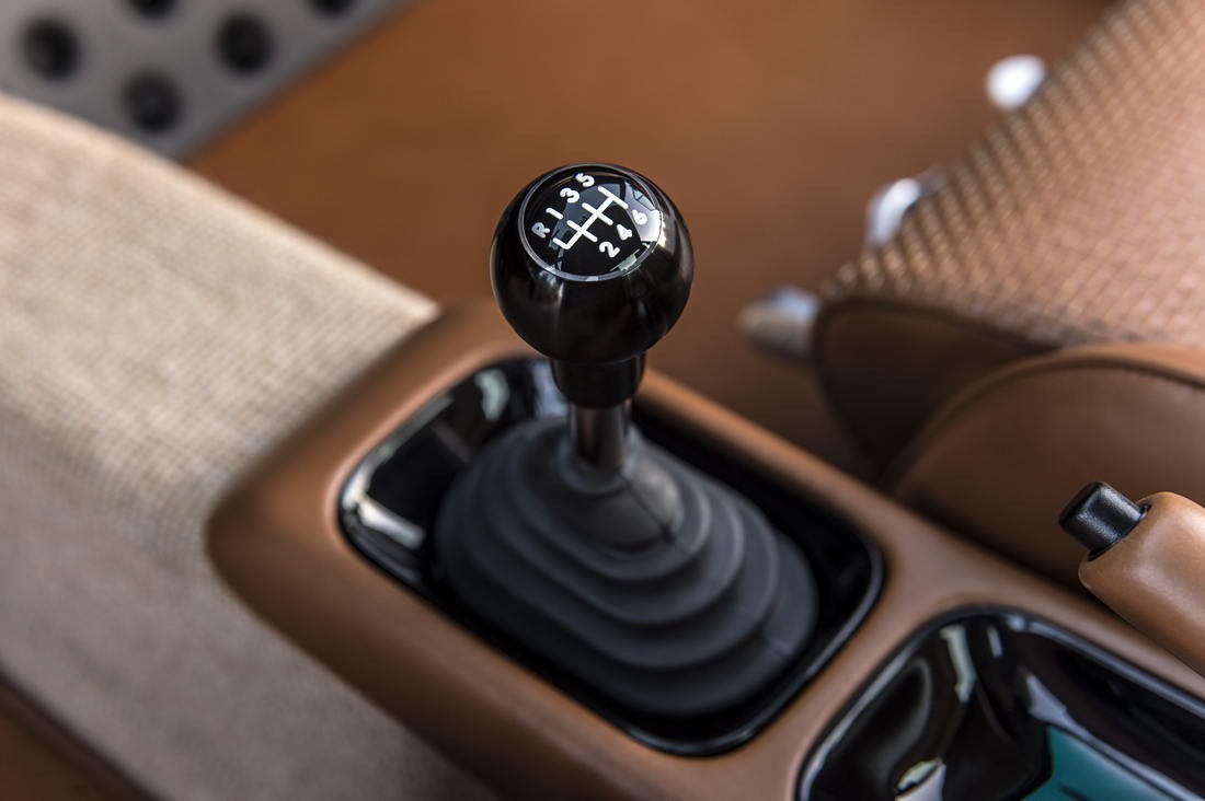 18-singer-911-la-quinta-1100x732 Start Your Week Off Right With 100+ Photos Of Singer Porsche Porn