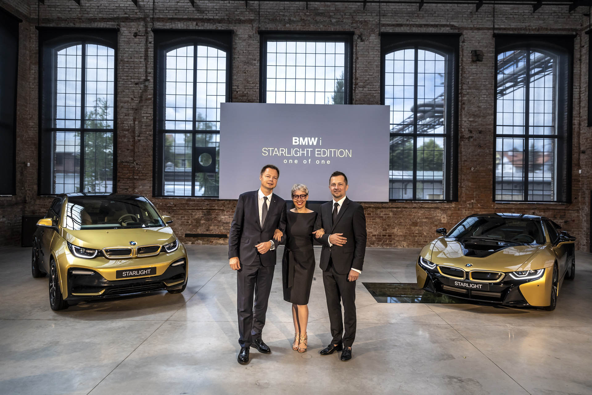 bmw-i3-i8-starlight-edition-15 BMW i3 & i8 Starlight Editions Feature Actual 24-Carat Gold Paint