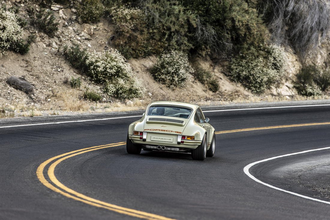 04-singer-911-norway-1100x732 Start Your Week Off Right With 100+ Photos Of Singer Porsche Porn