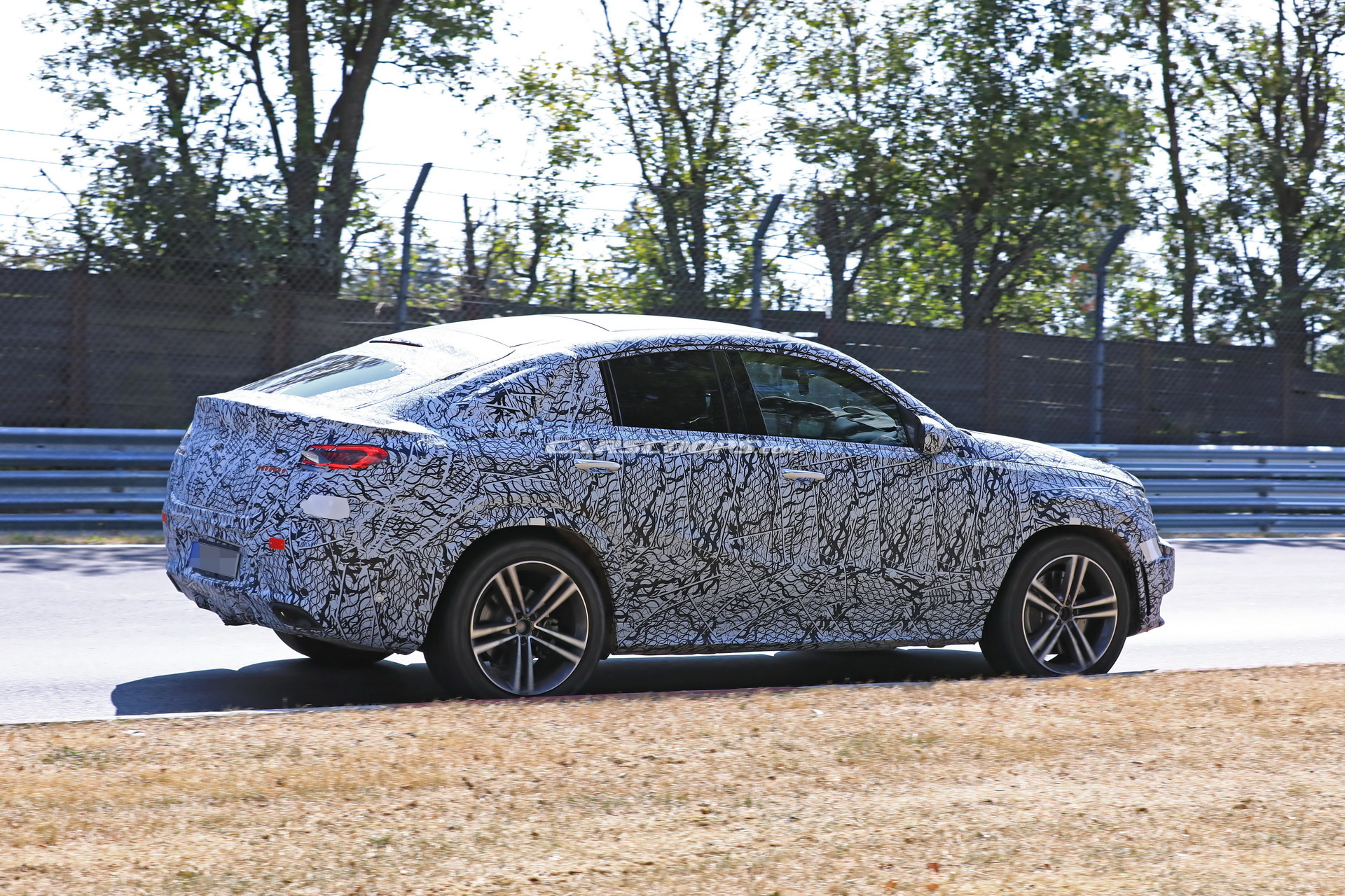 2019 Mercedes-Benz GLE Coupe-17 2020 Mercedes GLE Coupe Teased Ahead Of August 28th Debut