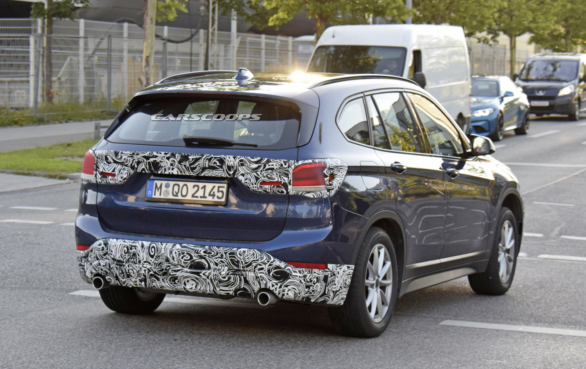 2019-bmw-x1-facelift-spy-shots-16 Updated 2019 BMW X1 Getting Ready For Audi’s All-New Q3