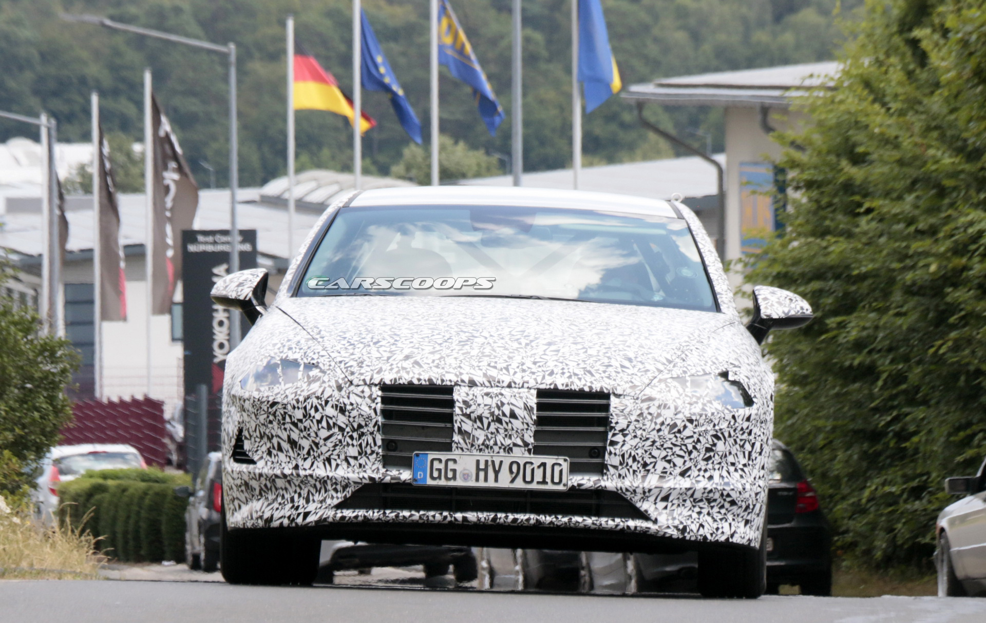 hyundai-sonata-i40-spy-first-time-3 All-New 2019 Hyundai i40 Spied With Sharper Looks, Could Preview Next Sonata Too