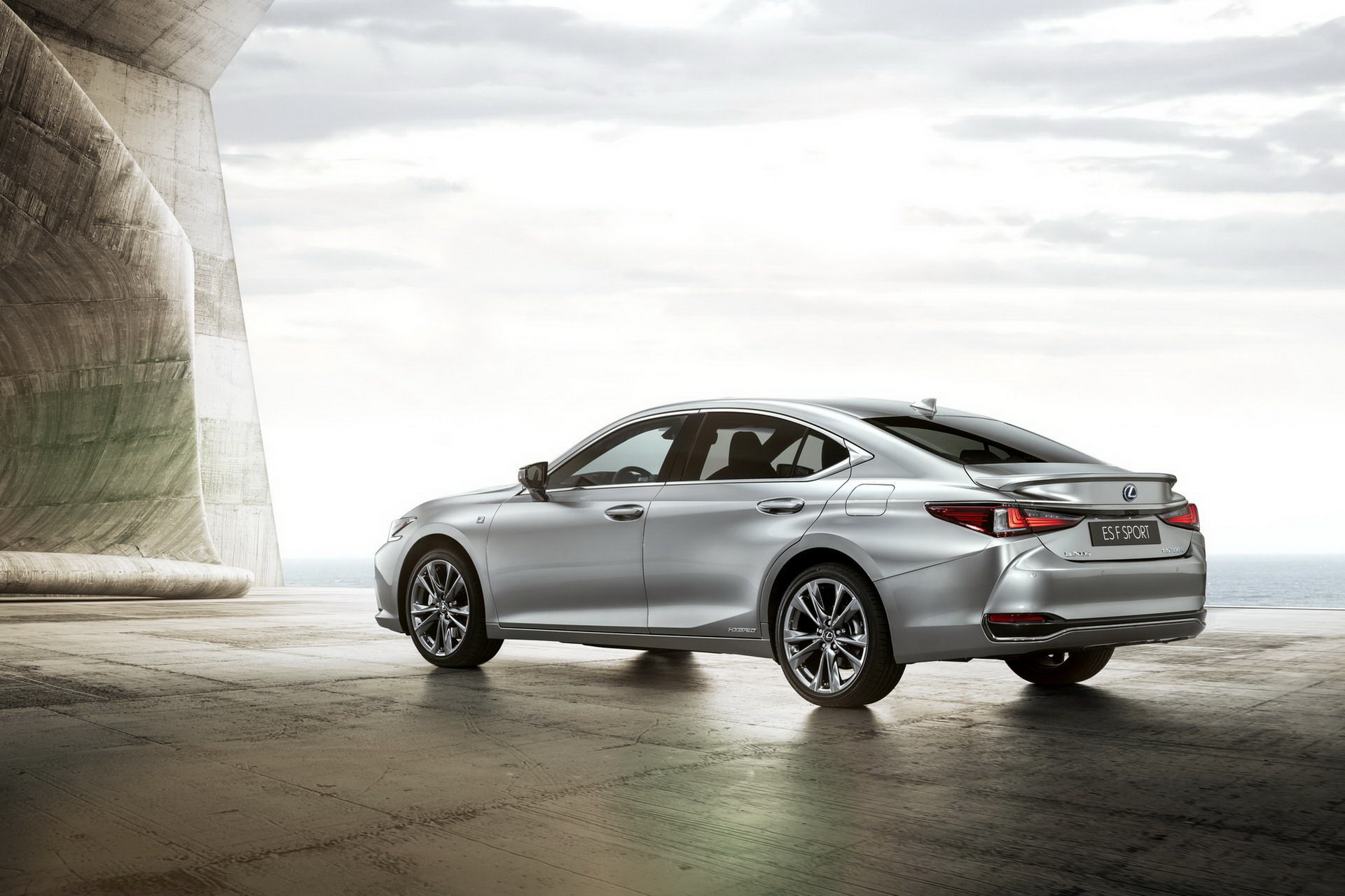 2019-lexus-es-5 2019 Lexus ES Is A Cheaper Alternative To Executive Sedans Priced From $39,500