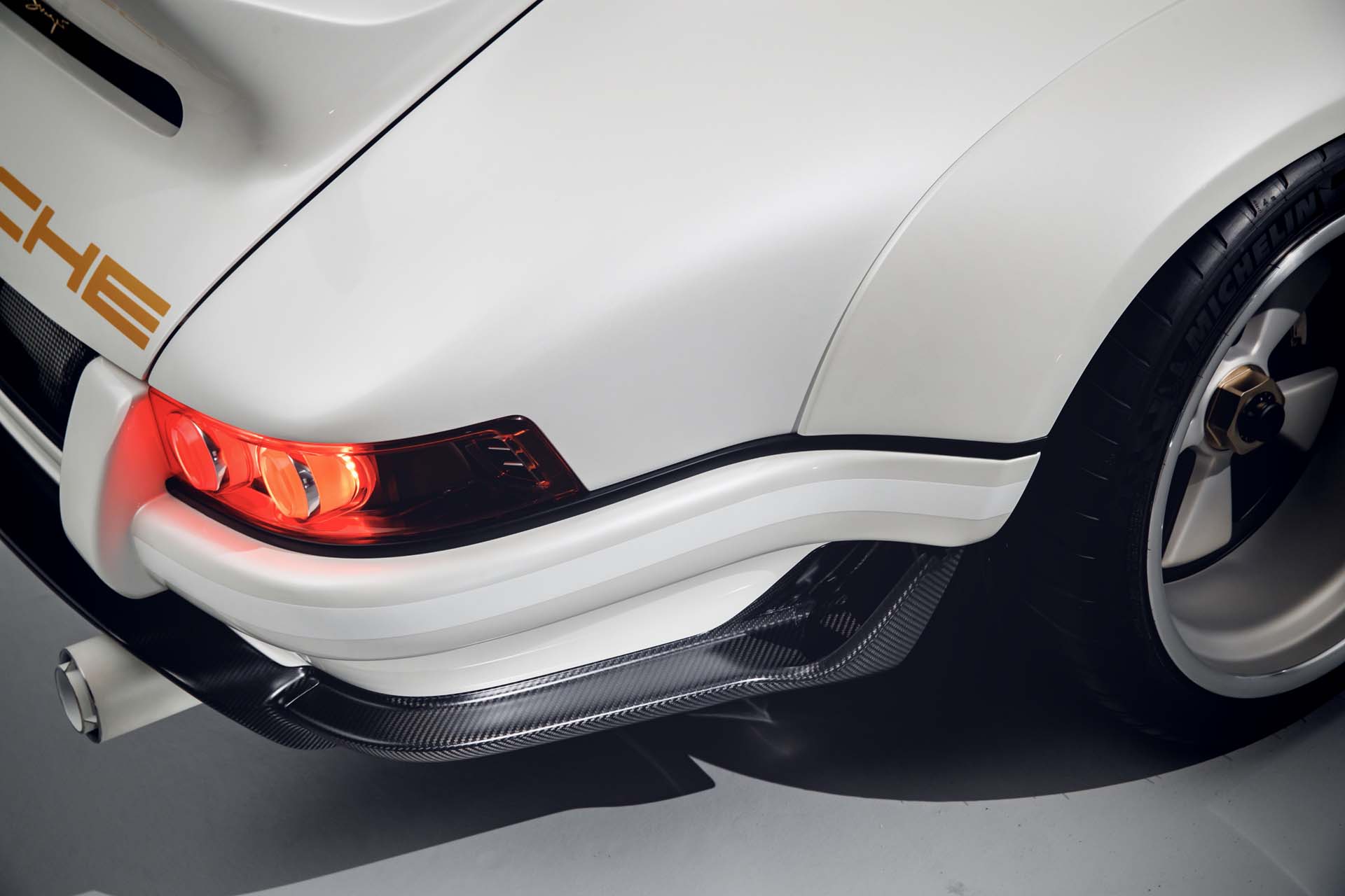 Singer DLS Details Studio_002 Singer’s Latest Is The Most Advanced Air-Cooled 911 Yet