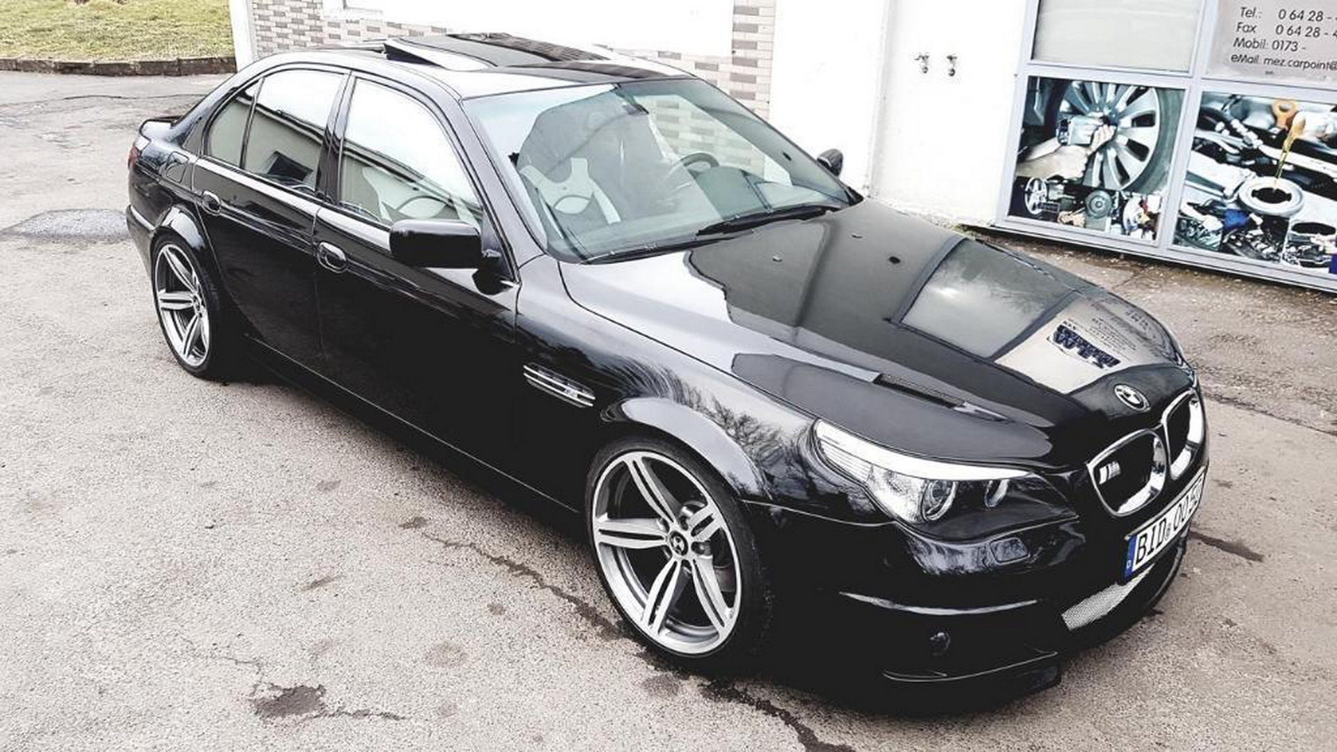 BMW M5 E39 Into E60 1 No, Really, Someone Turned A BMW M5 E39 Into An E60…