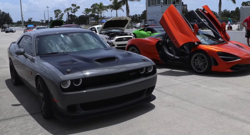  Can A 1,150HP Challenger Hellcat Beat The McLaren 720S? Hell No!