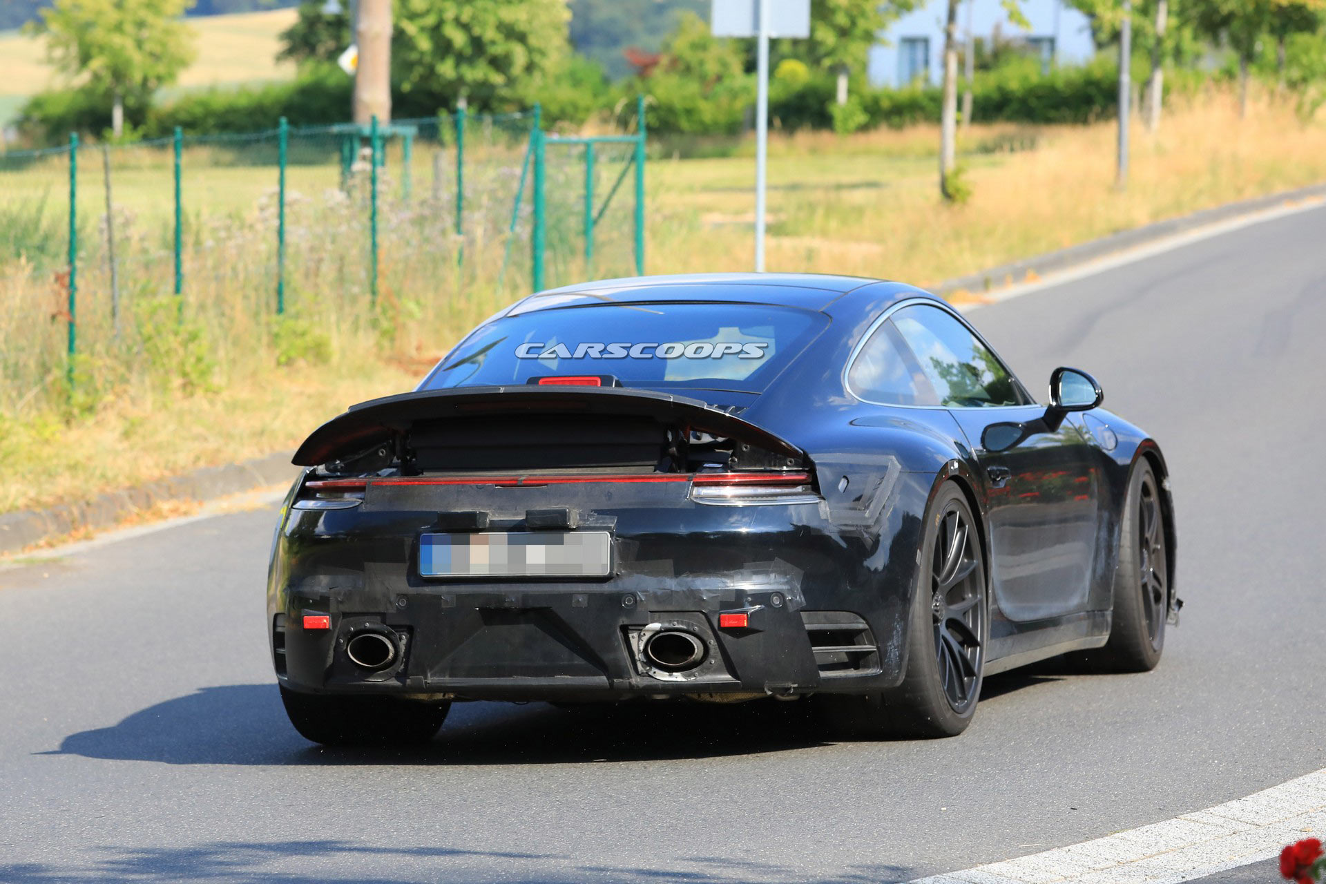 Porsche-911-GTS-10 2020 Porsche 911 GTS Spotted, Could Have Around 480 HP