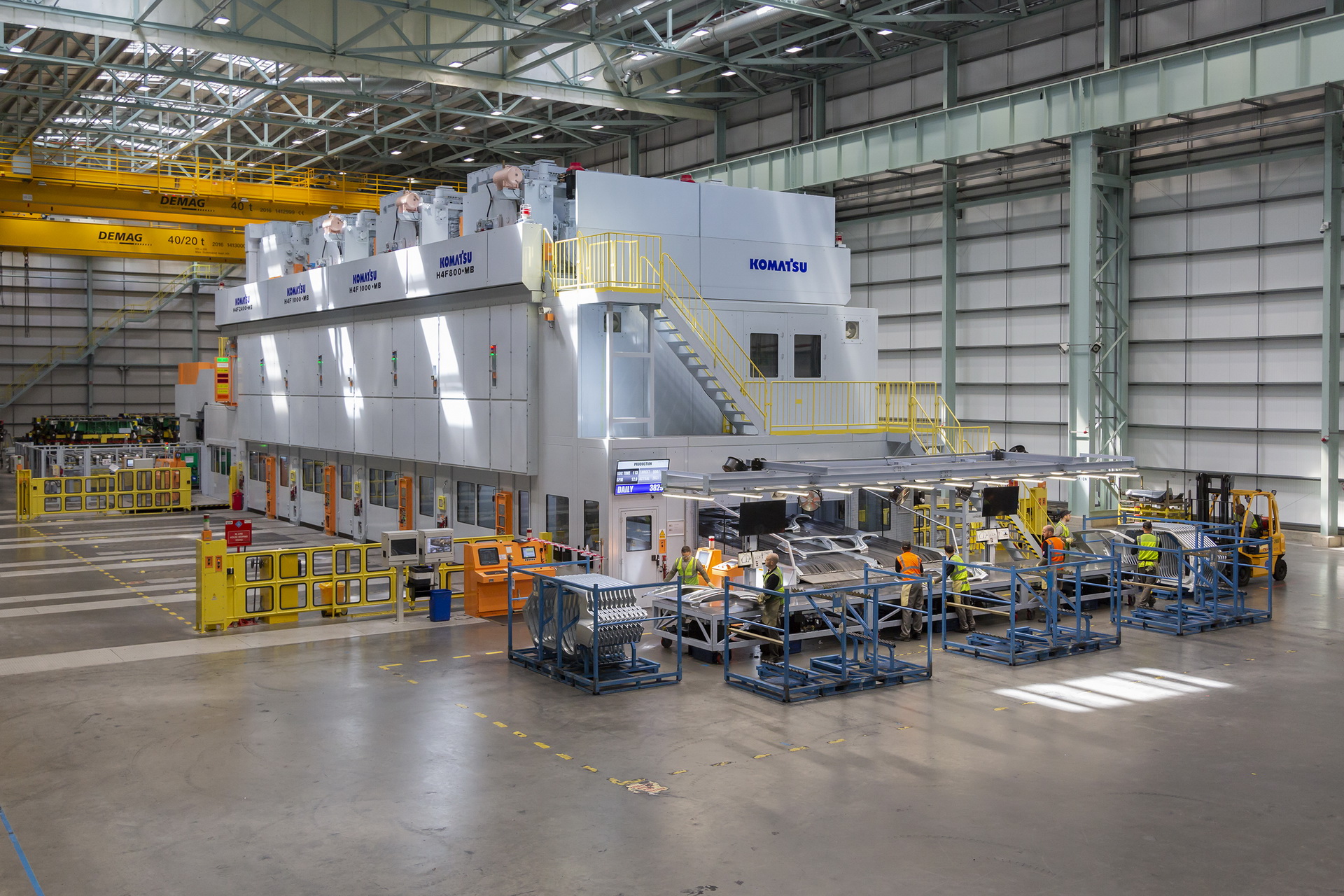 Nissan-Juke-1million-28 Nissan Builds 1 Millionth Juke In Sunderland Factory