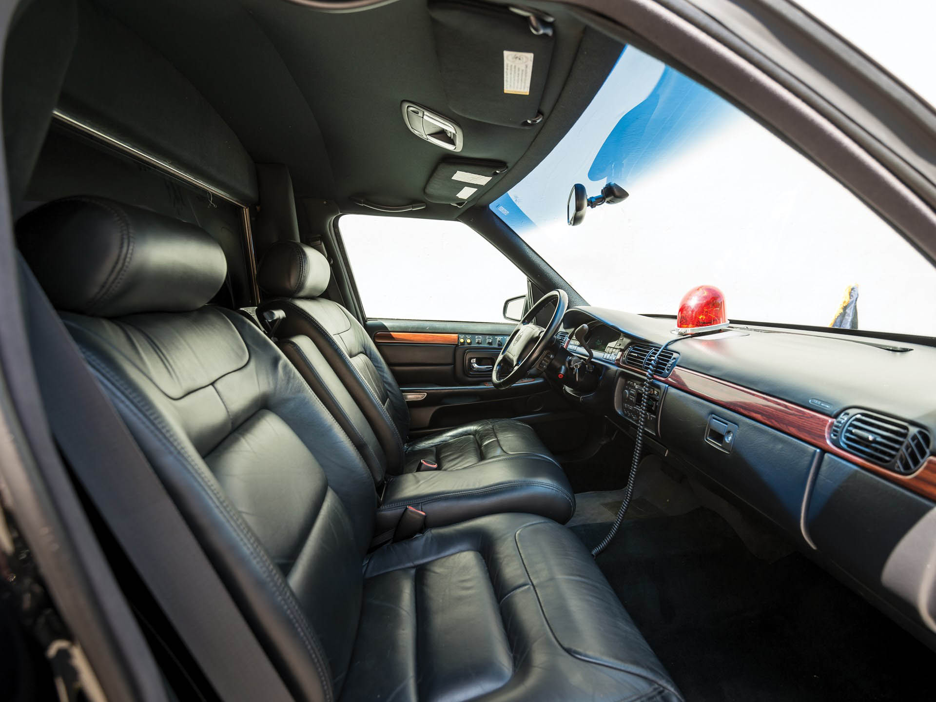 1999-Cadillac-Deville-Presidential-Limousine-16 This One Cadillac Isn’t Worth As Many Dead Presidents As You Might Think