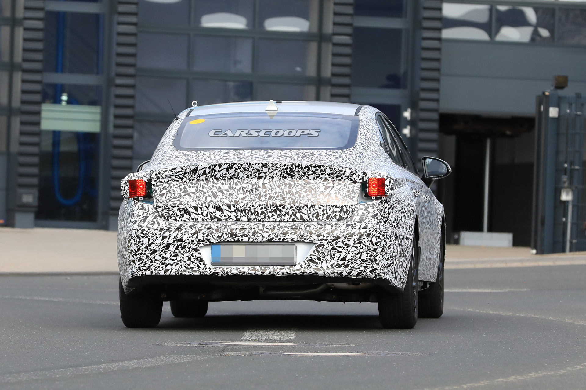 hyundai-sonata-i40-spy-first-time-39 All-New 2019 Hyundai i40 Spied With Sharper Looks, Could Preview Next Sonata Too