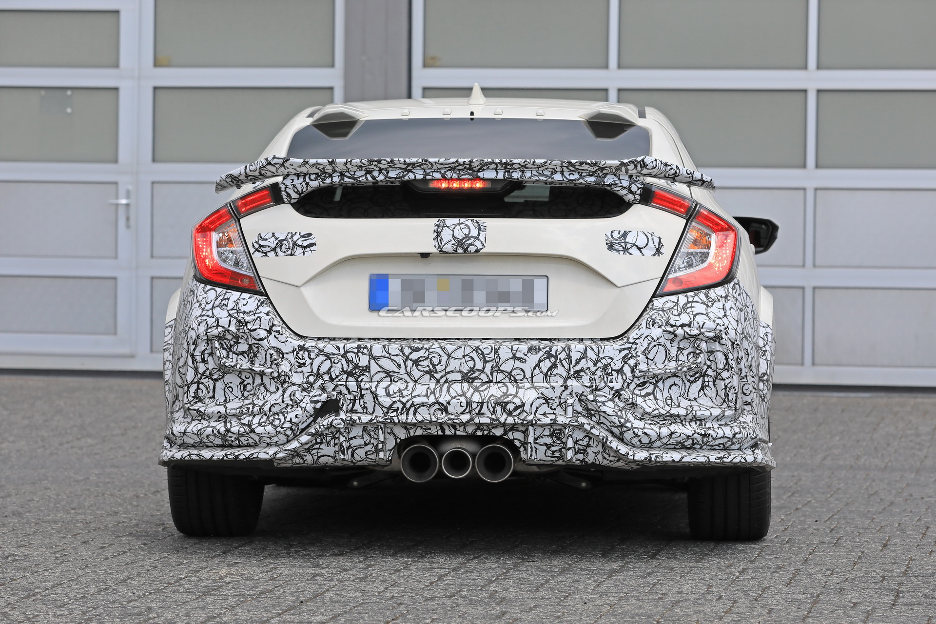 2019 Honda Civic Type R 32 2019 Honda Civic Type R Facelift Spied With New Bumpers And Both Small And Large Rear Wing