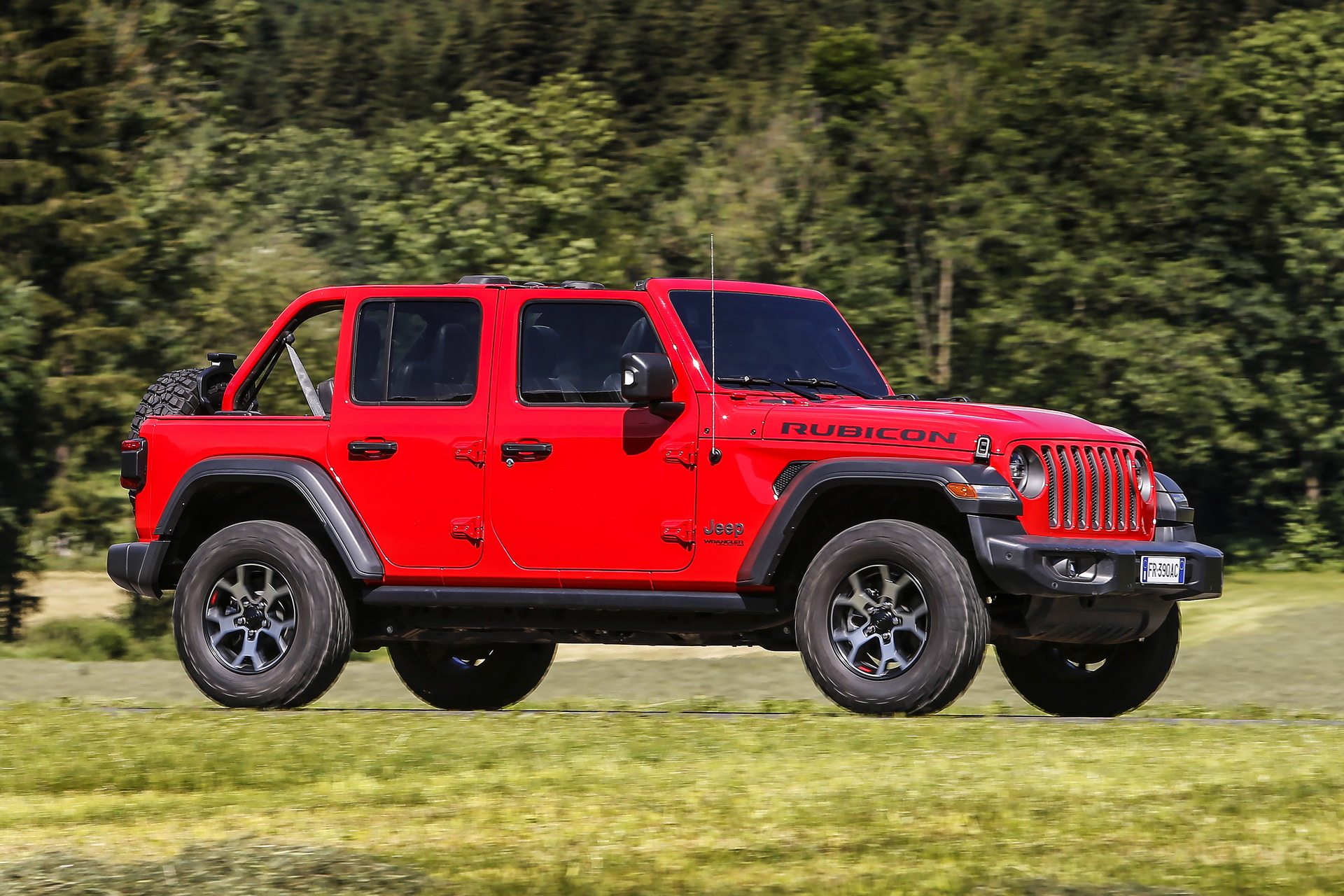 Jeep-Wrangler-53 2018 Jeep Wrangler Launches In The UK With £44,495 Base Price