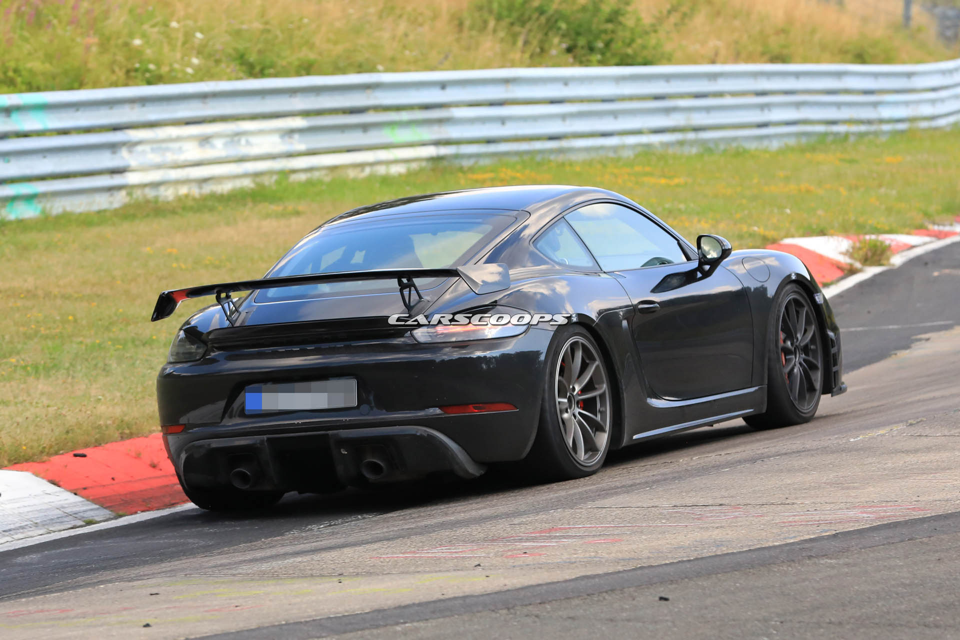 porsche-718-cayman-gt4-wing-scoop-19 2019 Porsche Cayman GT4 Is The Six-Pot 718 That Purists Have Been Waiting For (Updated)