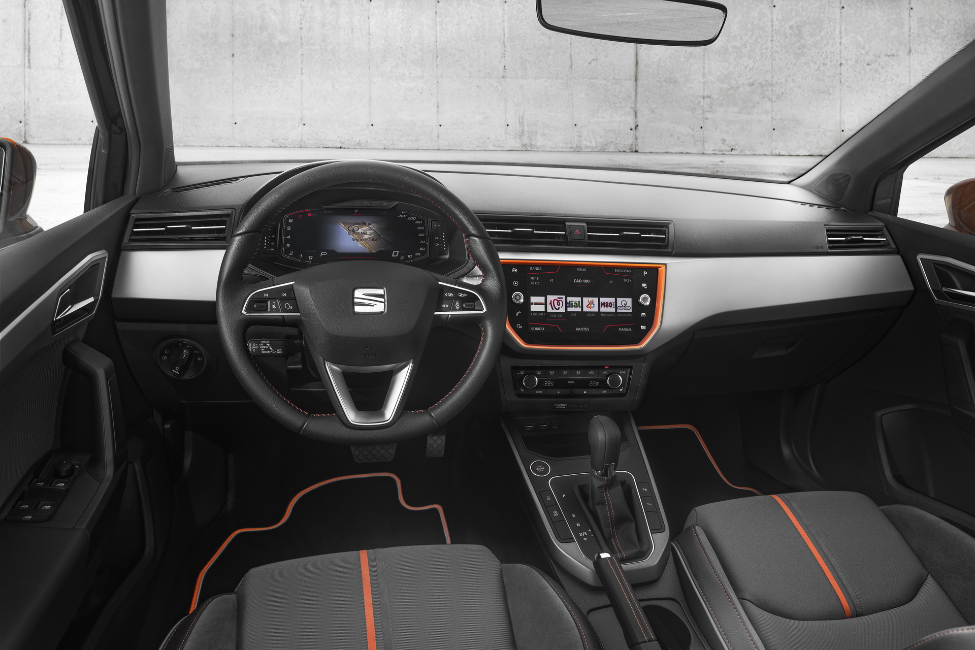 seat-arona-digital-cockpit-4 SEAT Arona Gets Digital Cockpit For A More Pleasant Driving Experience