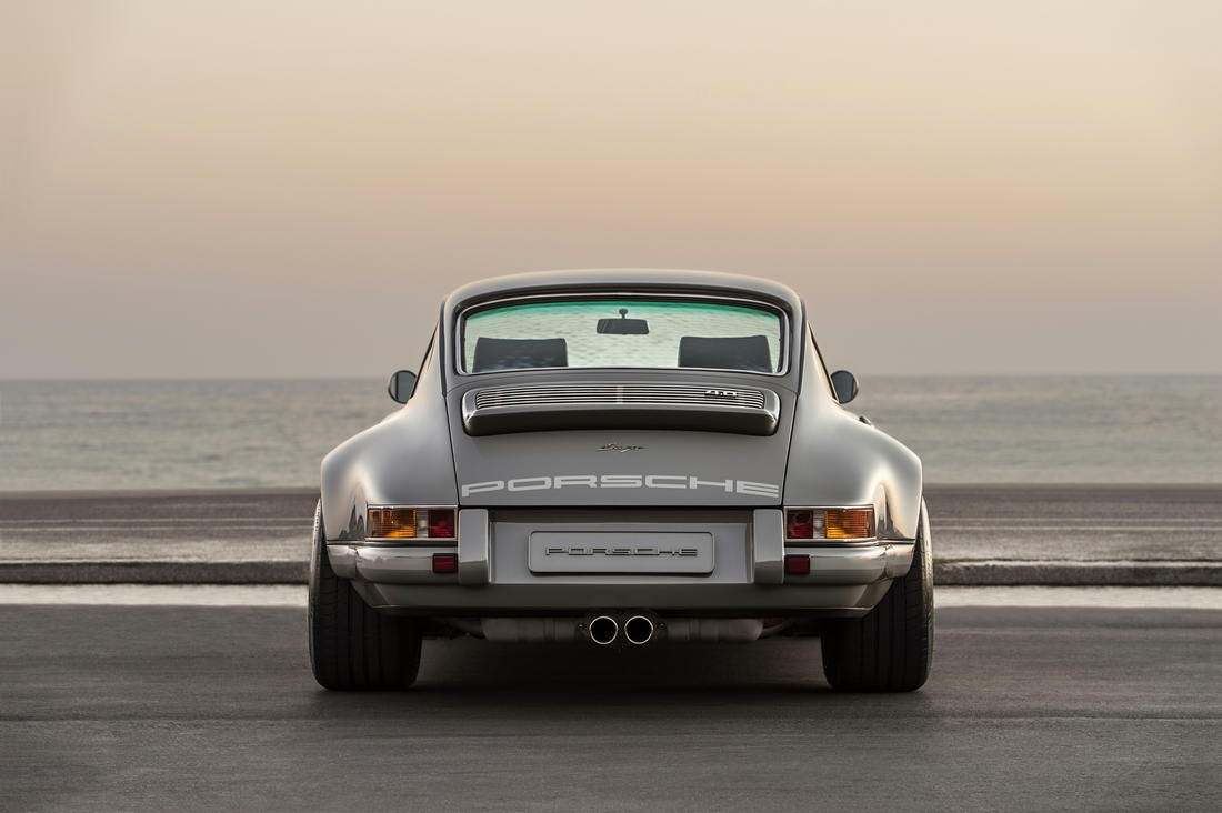 07-singer-911-qatar-1100x732 Start Your Week Off Right With 100+ Photos Of Singer Porsche Porn