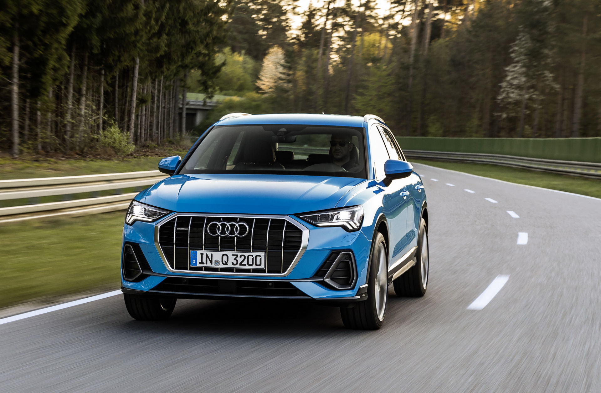 2019-Audi-Q3-16 2019 Audi Q3 Revealed: New Small Luxury SUV Grows And Embraces Its Sporty Side