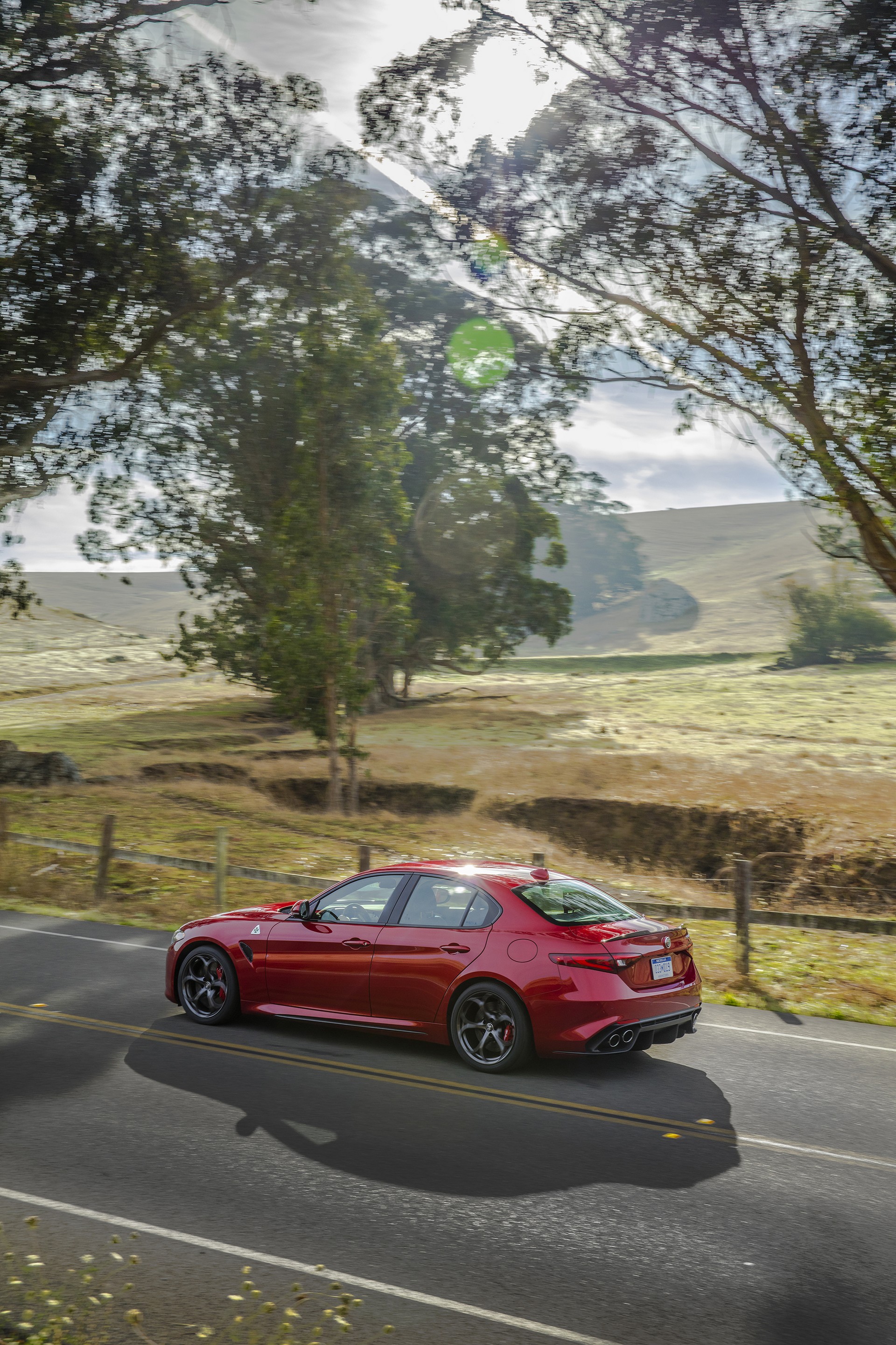 2019-Alfa-Romeo-Giulia-35 2019 Alfa Romeo Giulia Gains New Styling Packages, Additional Equipment