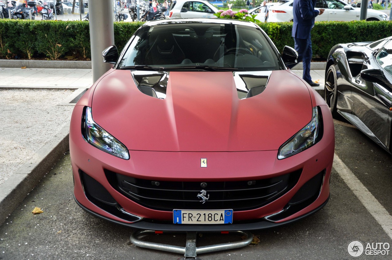 ferrari-portofino-matte-red-milano-8 Ferrari Portofino Spotted With Matte Red-Black Dual Tone Exterior