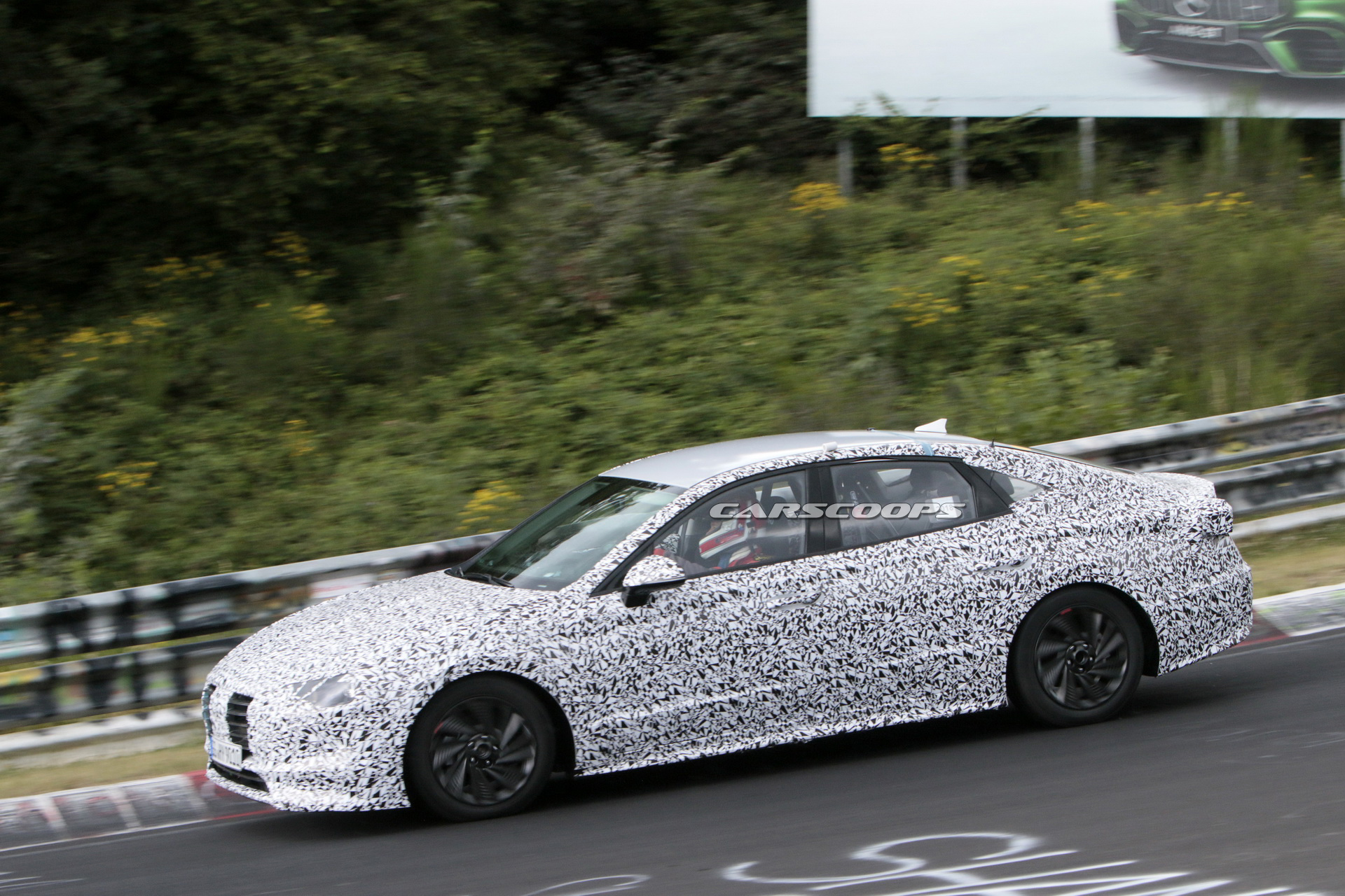 hyundai-sonata-i40-spy-first-time-17 All-New 2019 Hyundai i40 Spied With Sharper Looks, Could Preview Next Sonata Too