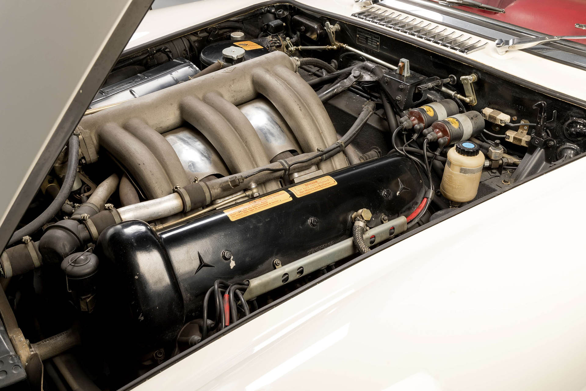 1963-Mercedes-Benz-300-SL-Roadster_18 This Factory-Fresh Mercedes 300 SL Doubled Its Estimate To Set A New World Record