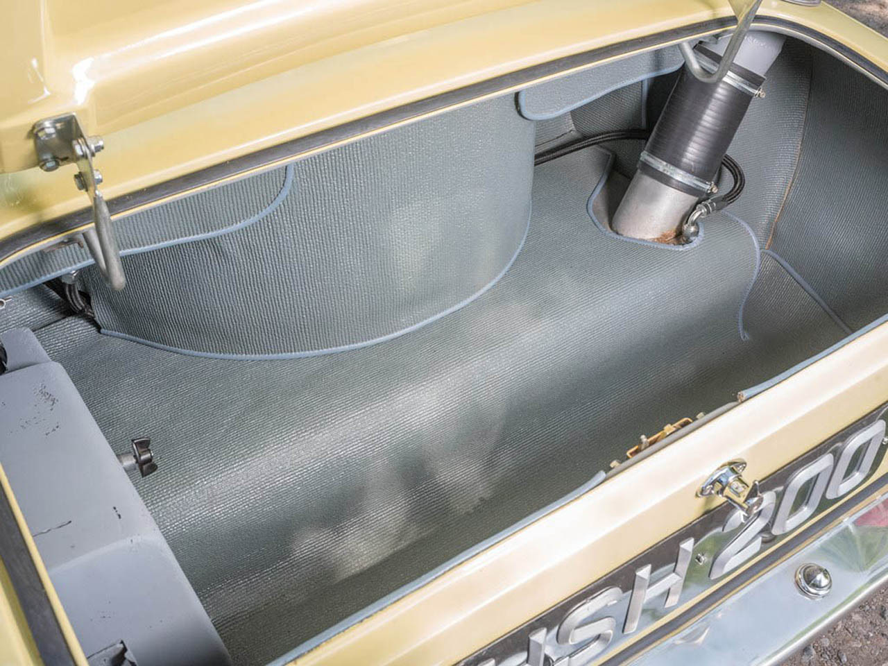 jim-clark-lotus-elite-18 This 1962 Elite Super 95 Was How Lotus Paid F1 Legend Jim Clark