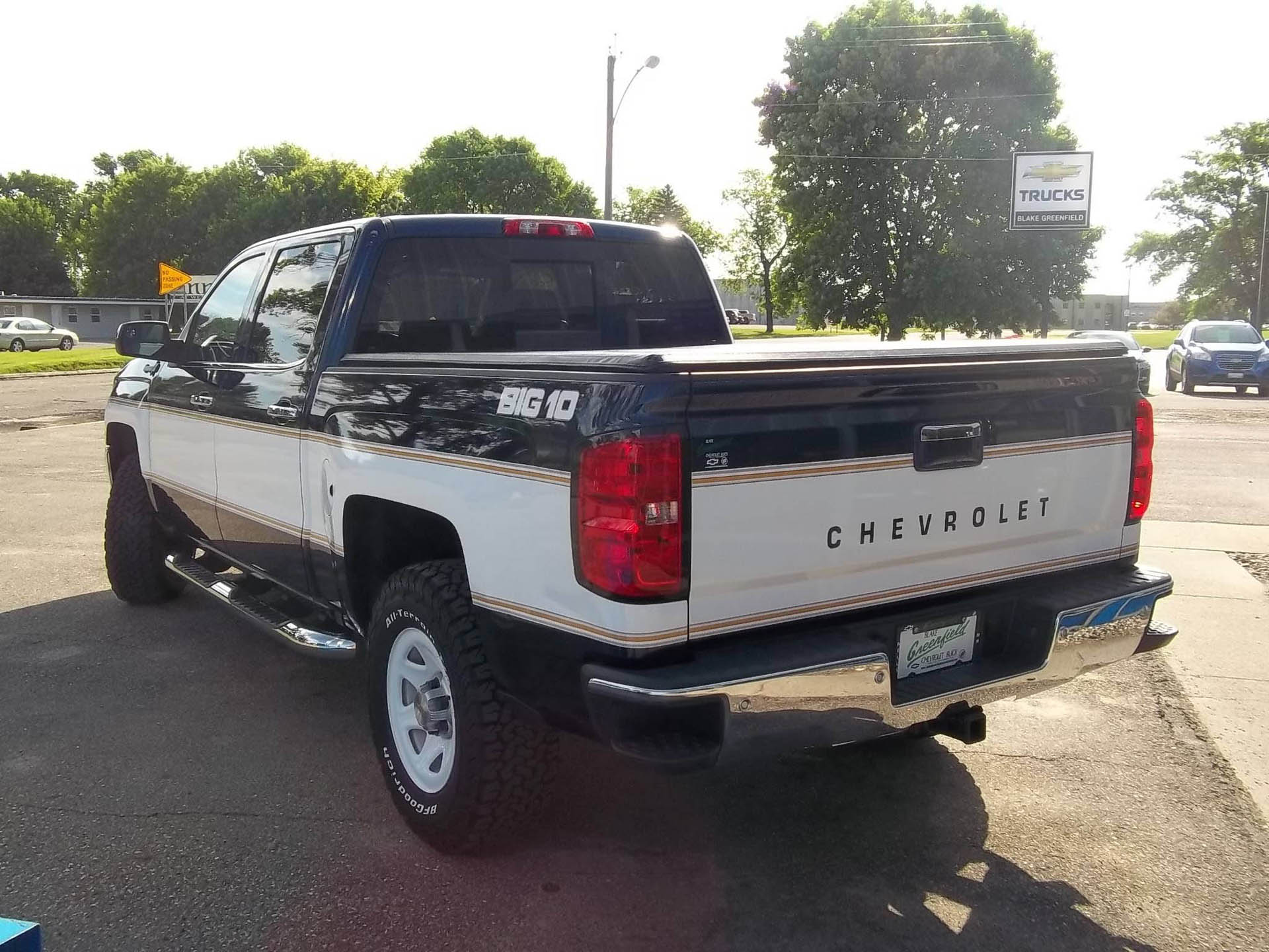 blake-greenfield-chevy-silverado-23 Minnesota Dealer Makes Its Own Deliciously Retro Chevy Trucks