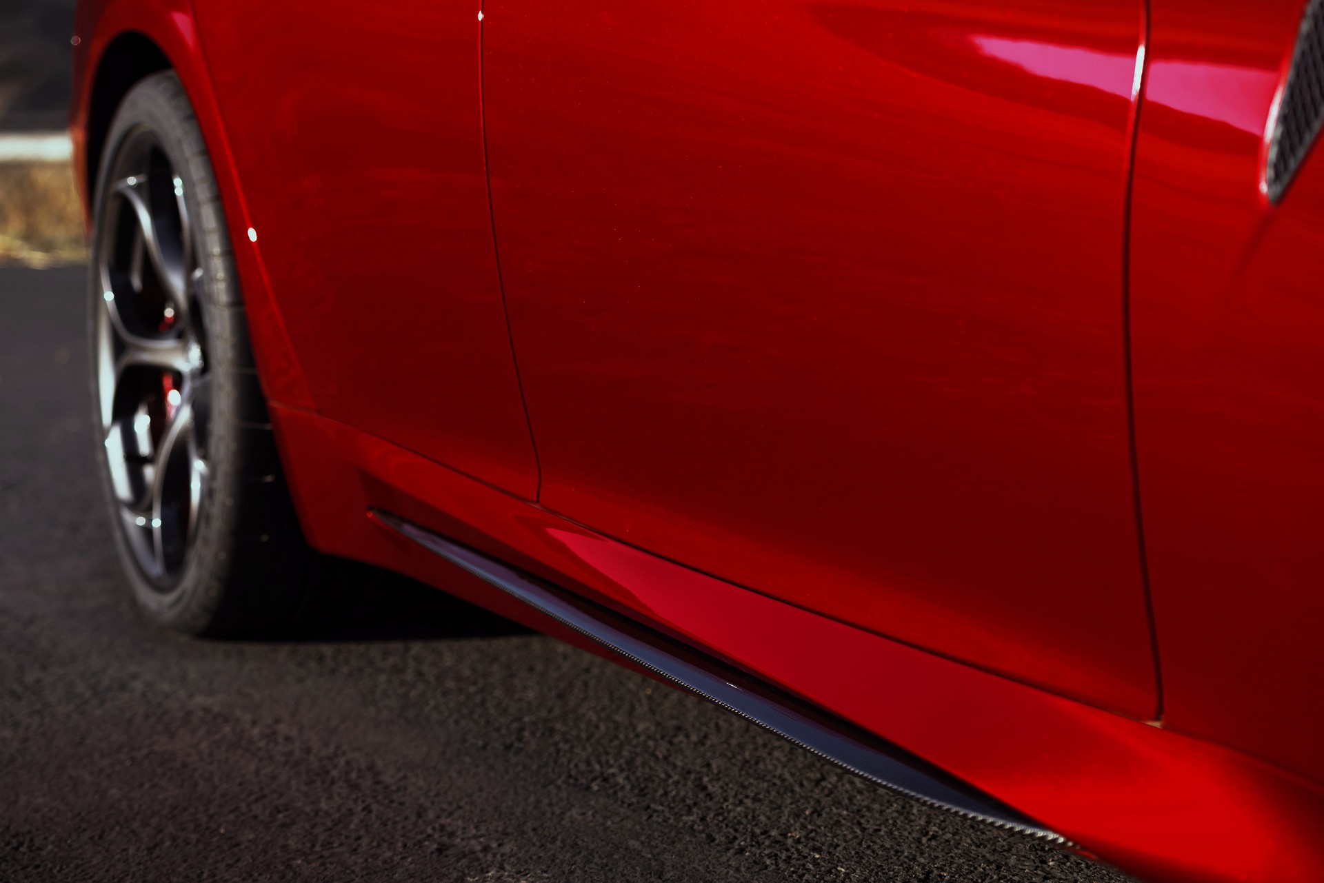 2019-Alfa-Romeo-Giulia-103 2019 Alfa Romeo Giulia Gains New Styling Packages, Additional Equipment