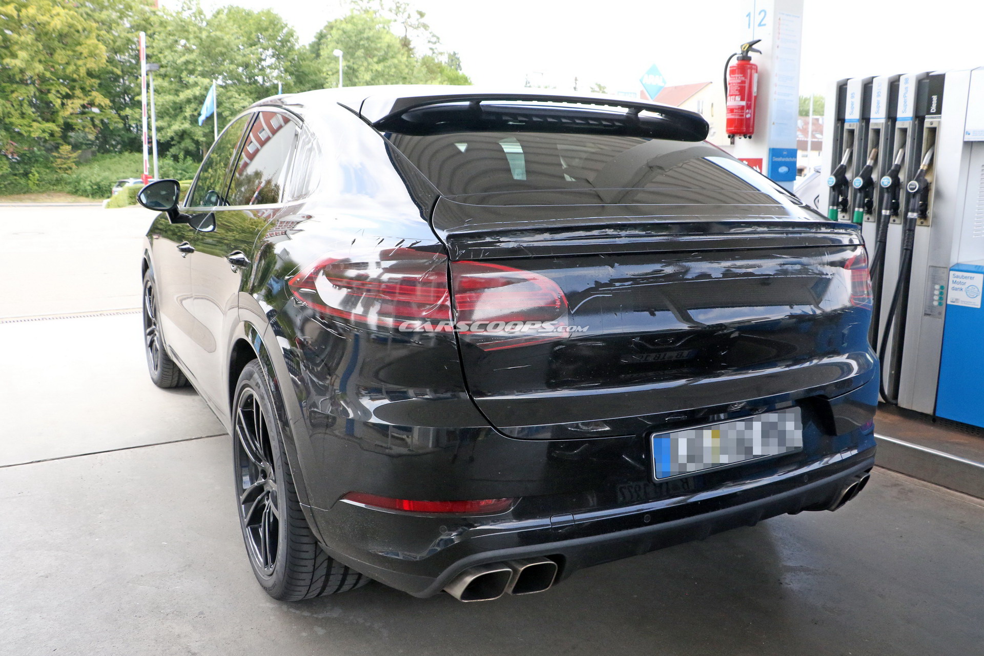 Porsche Cayenne Coupe 6 2020 Porsche Cayenne Coupe Is Coming For BMW’s X6